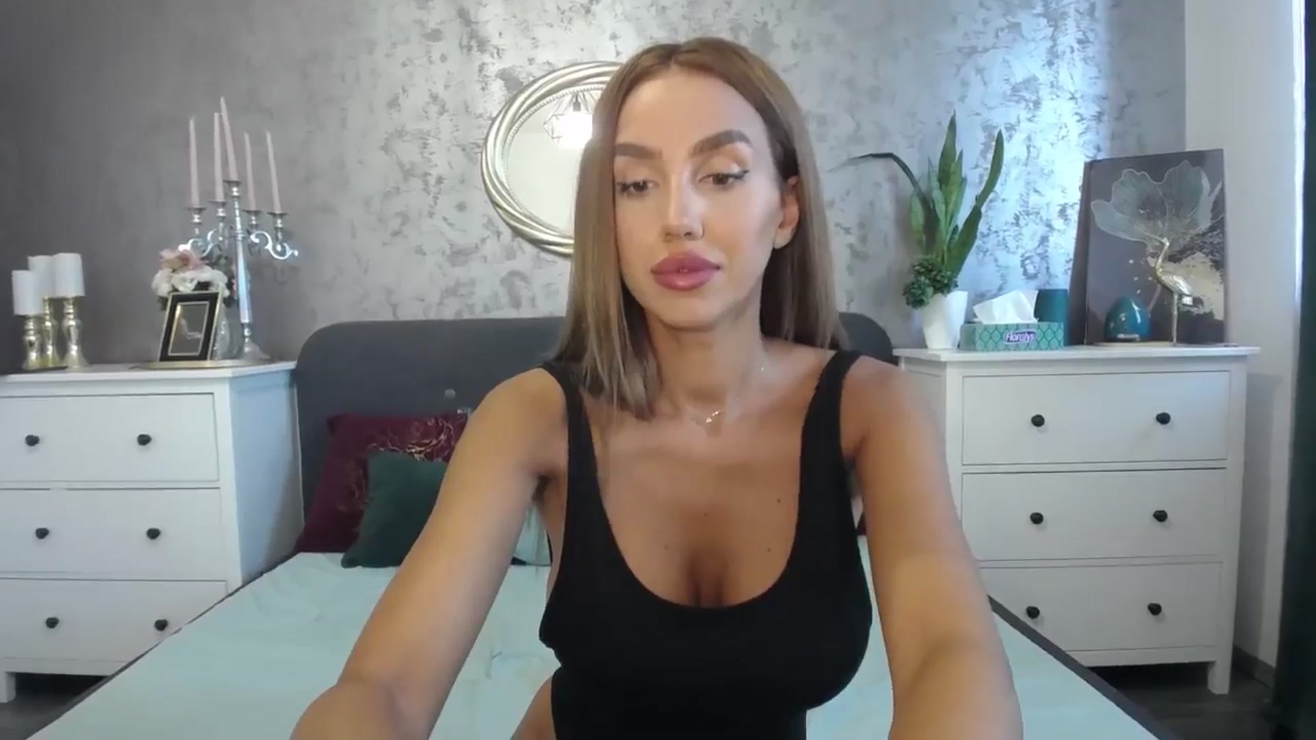 Gallery image thumbnail from MilfaliciousX's myfreecams stream on, 06/14/2024, 09:11 image 4 of 20
