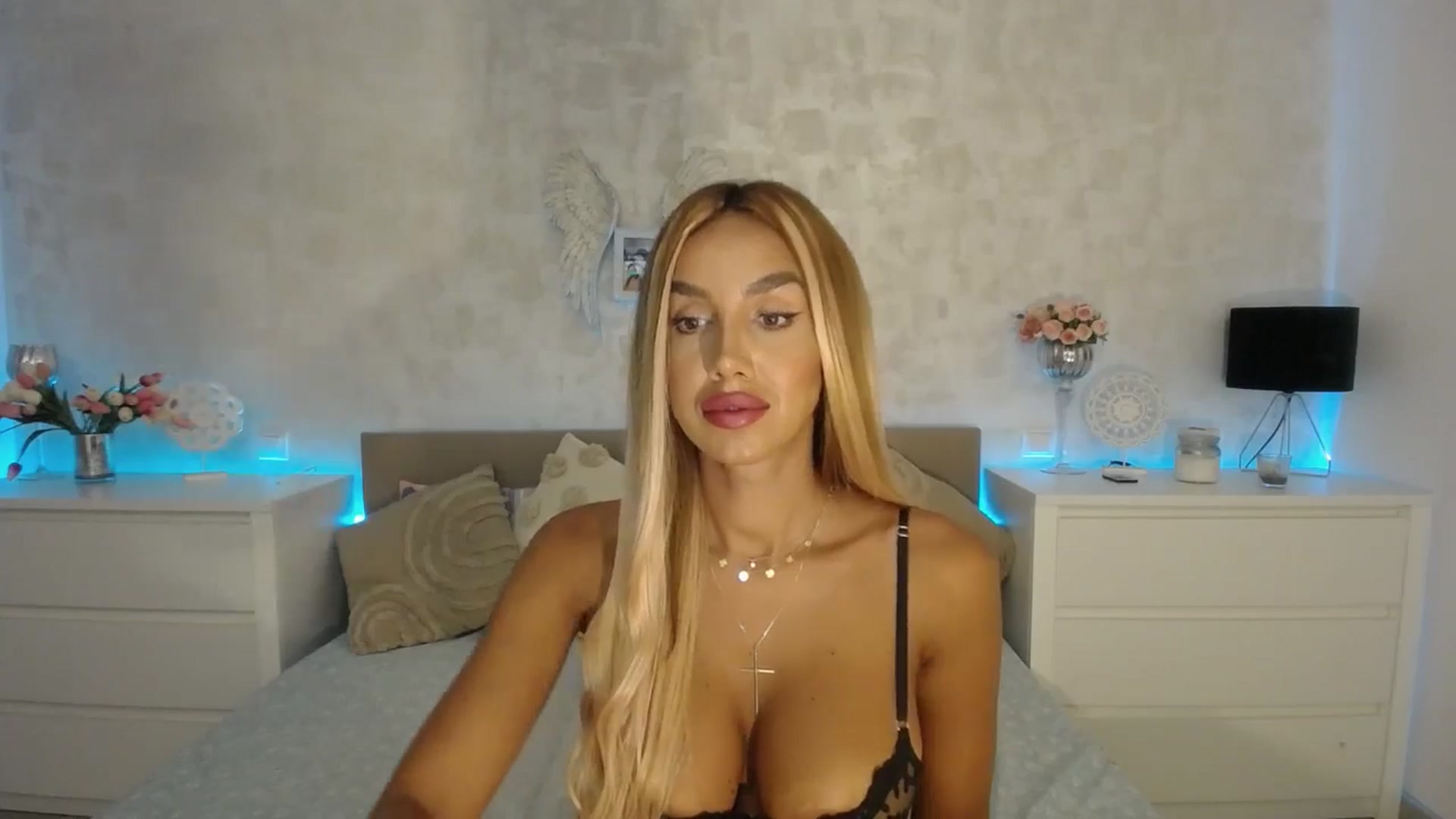 Gallery image thumbnail from MilfaliciousX's myfreecams stream on, 07/05/2024, 24:20 image 18 of 20