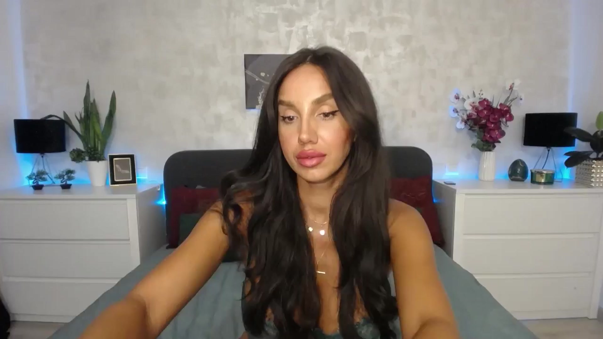 Gallery image thumbnail from MilfaliciousX's myfreecams stream on, 08/04/2024, 24:01 image 17 of 20