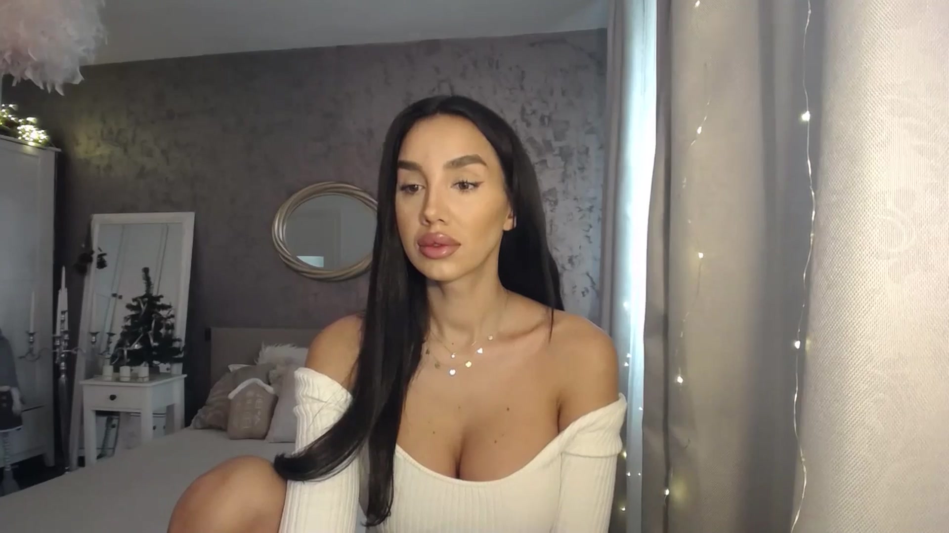 Gallery image thumbnail from MilfaliciousX's myfreecams stream on, 12/10/2024, 12:38 image 5 of 20