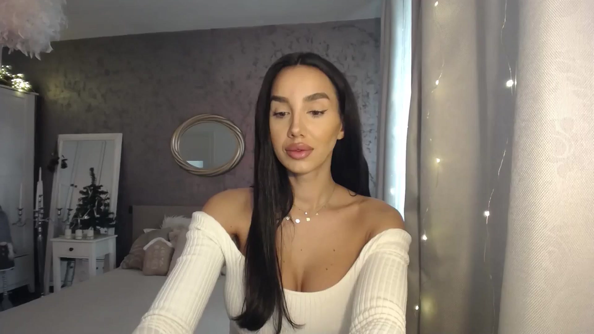 Gallery image thumbnail from MilfaliciousX's myfreecams stream on, 12/10/2024, 12:38 image 14 of 20