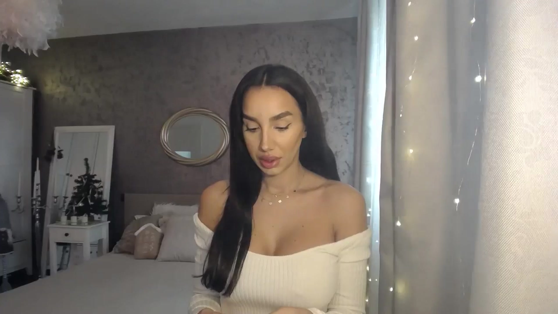 Gallery image thumbnail from MilfaliciousX's myfreecams stream on, 12/10/2024, 12:38 image 20 of 20