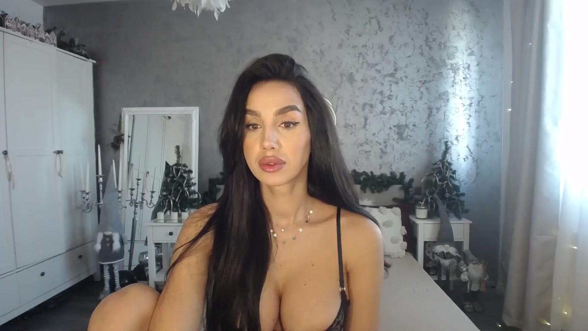 Gallery image thumbnail from MilfaliciousX's myfreecams stream on, 01/08/2025, 10:01 image 6 of 20