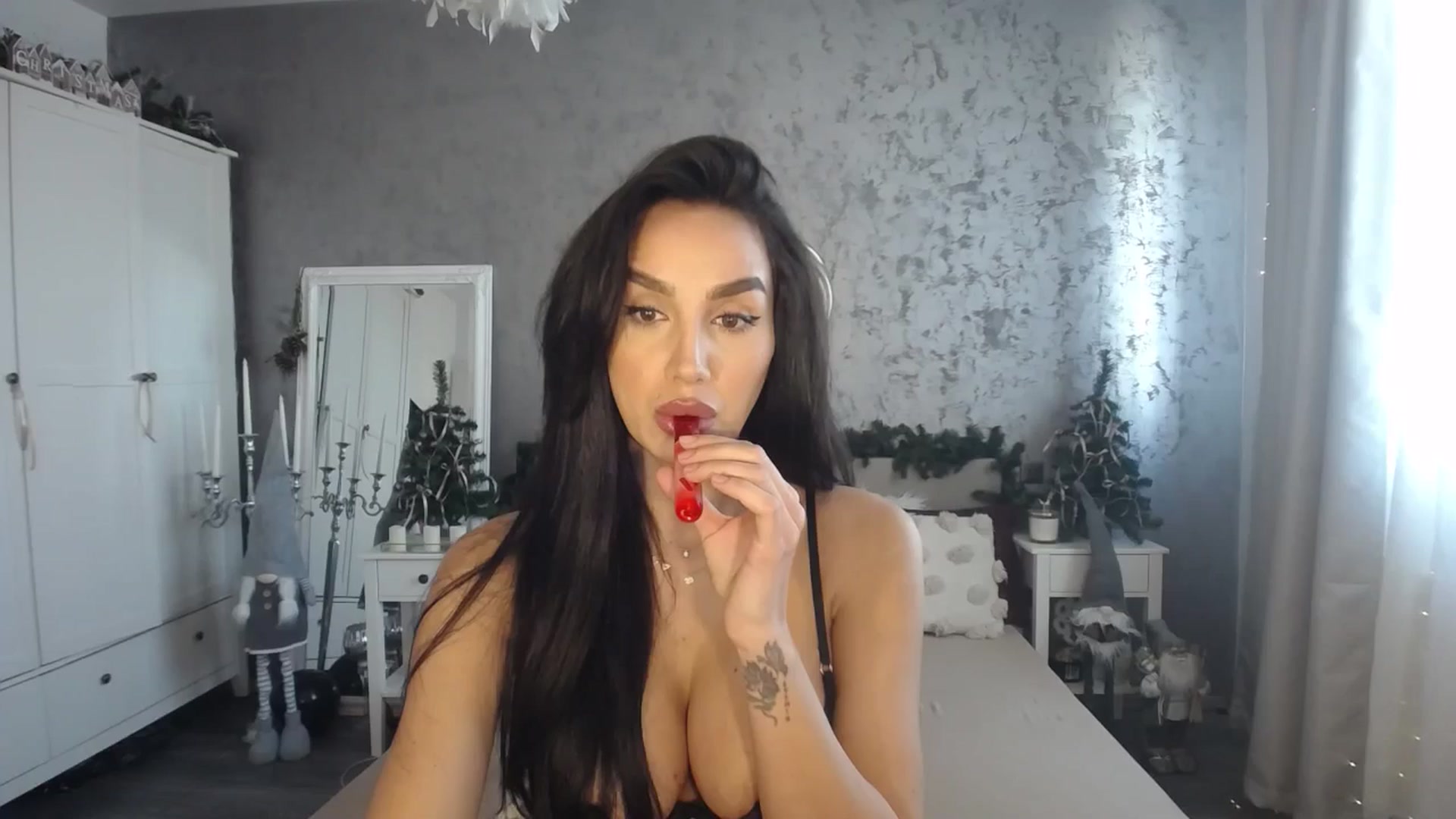 Gallery image thumbnail from MilfaliciousX's myfreecams stream on, 01/08/2025, 10:01 image 7 of 20