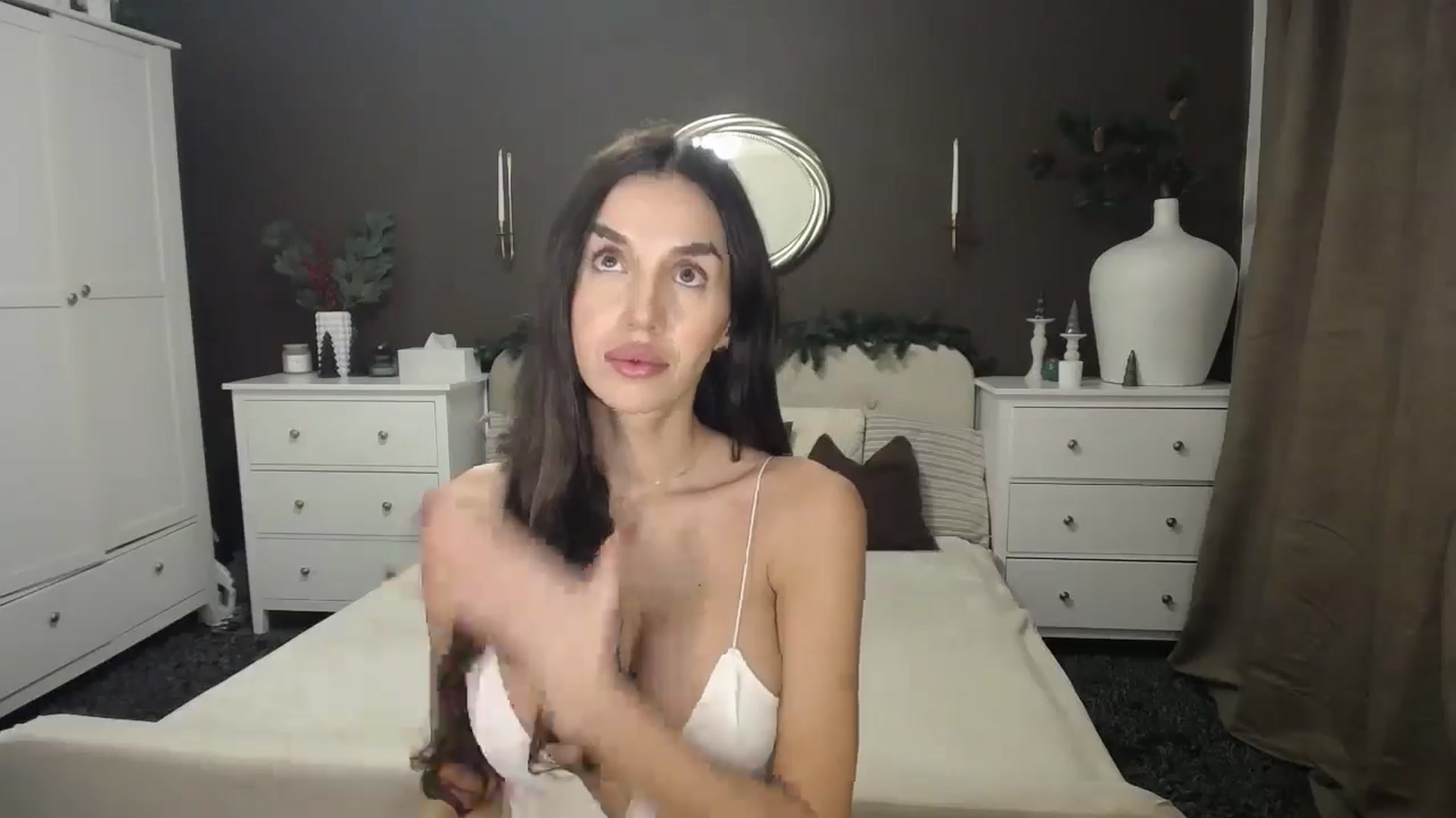 Gallery image thumbnail from MilfaliciousX's myfreecams stream on, 01/16/2026, 08:13 image 4 of 20
