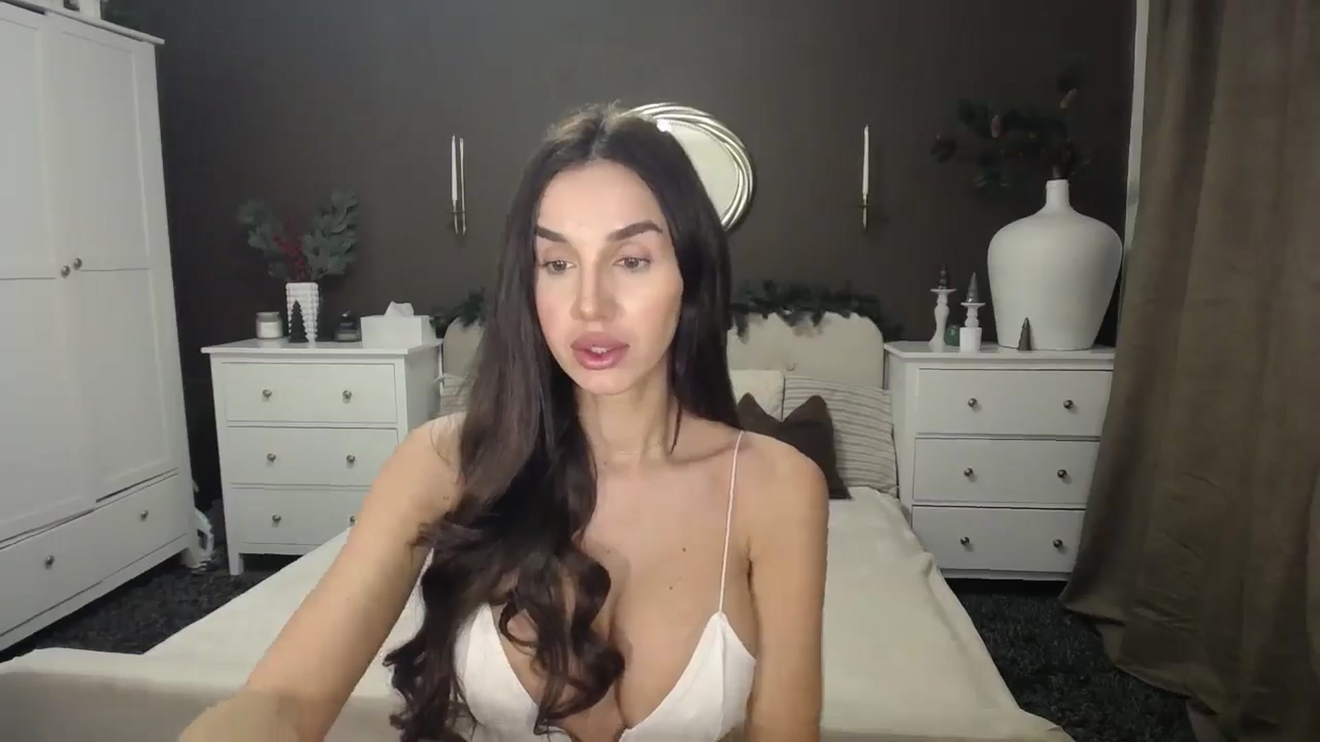 Gallery image thumbnail from MilfaliciousX's myfreecams stream on, 01/16/2026, 08:13 image 5 of 20