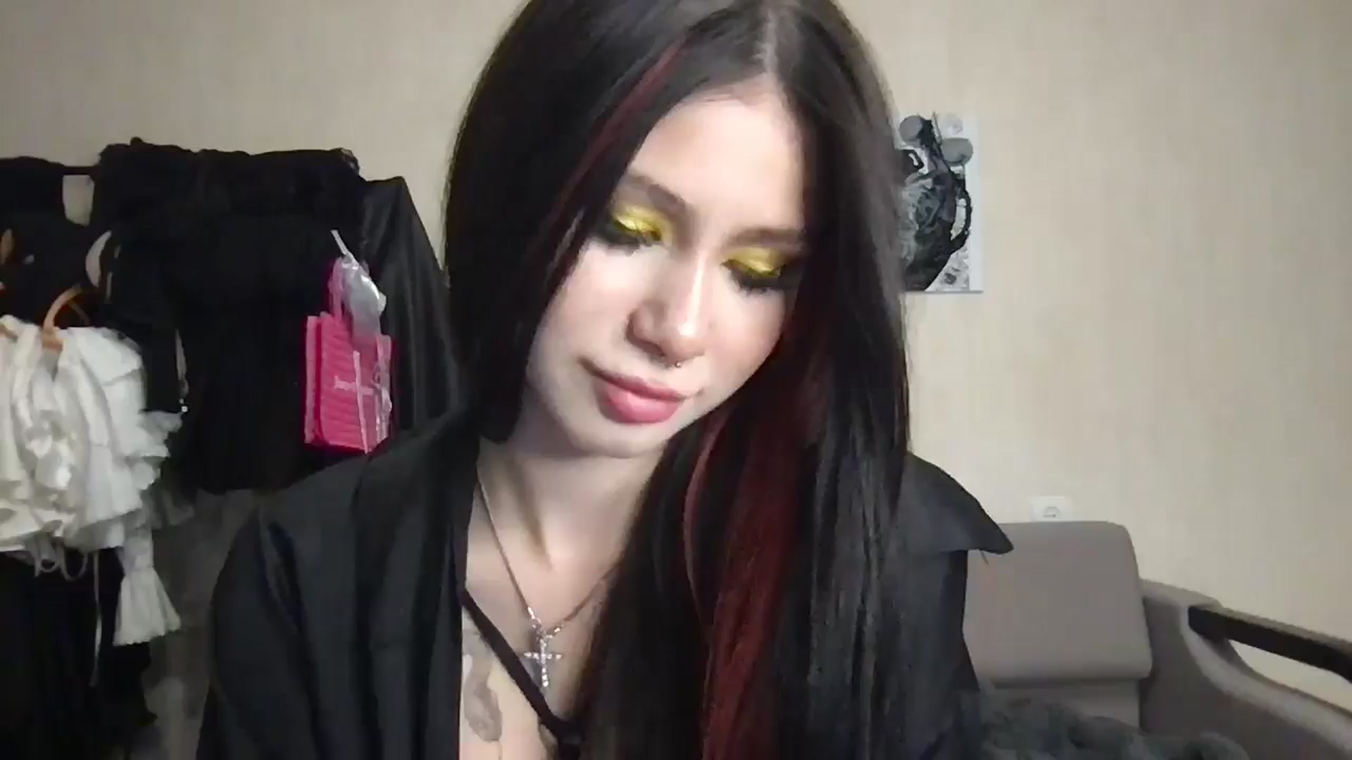 Gallery image thumbnail from MiliMilana's myfreecams stream on, 10/03/2025, 18:08 image 1 of 20