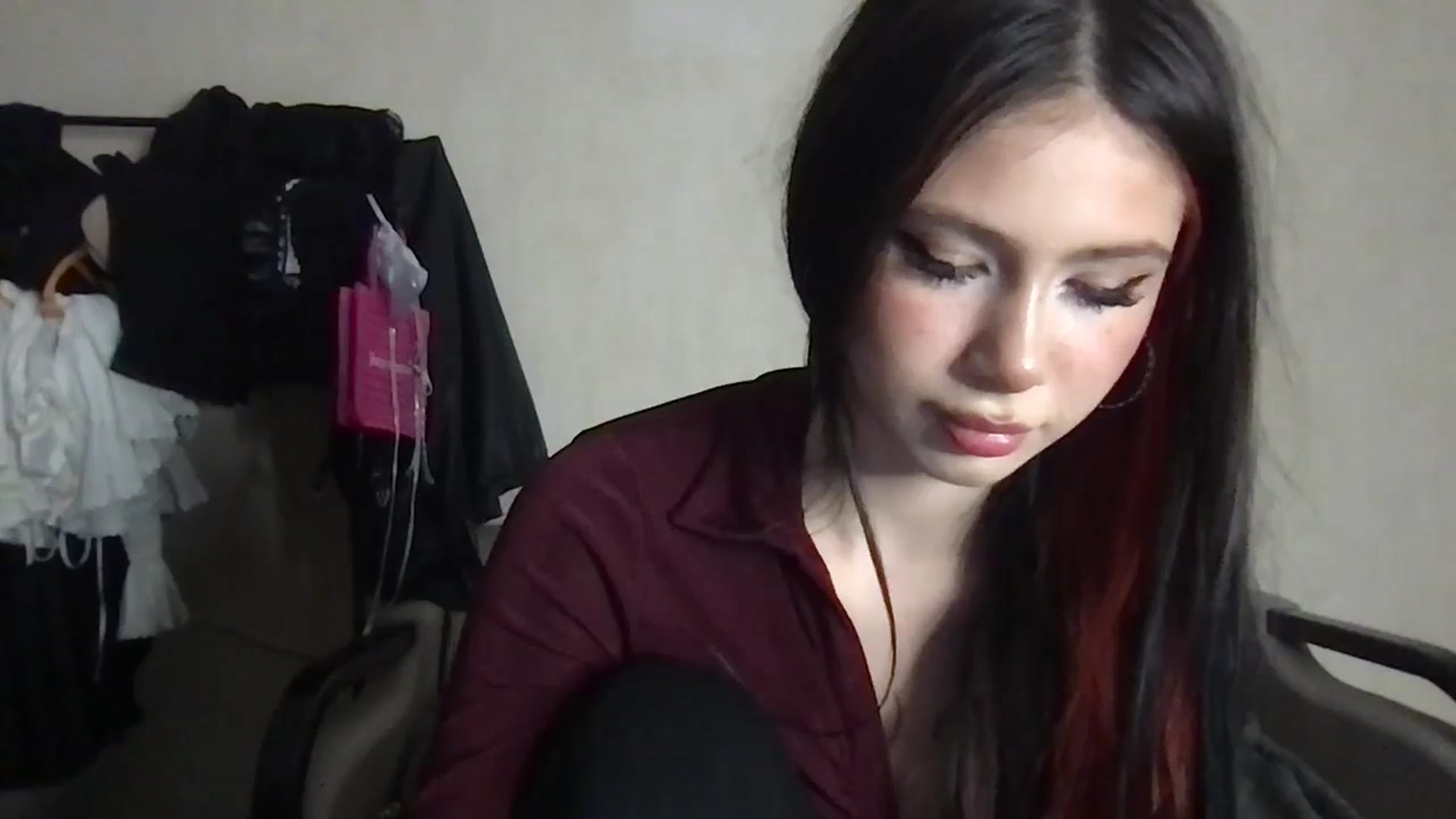 Gallery image thumbnail from MiliMilana's myfreecams stream on, 10/04/2025, 18:34 image 6 of 20