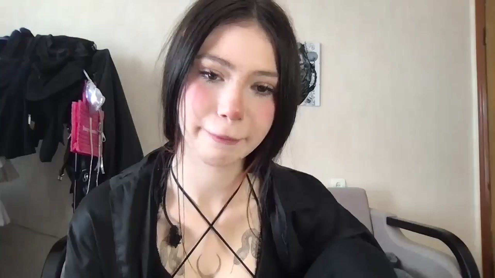 Gallery image thumbnail from MiliMilana's myfreecams stream on, 10/05/2025, 12:23 image 13 of 20