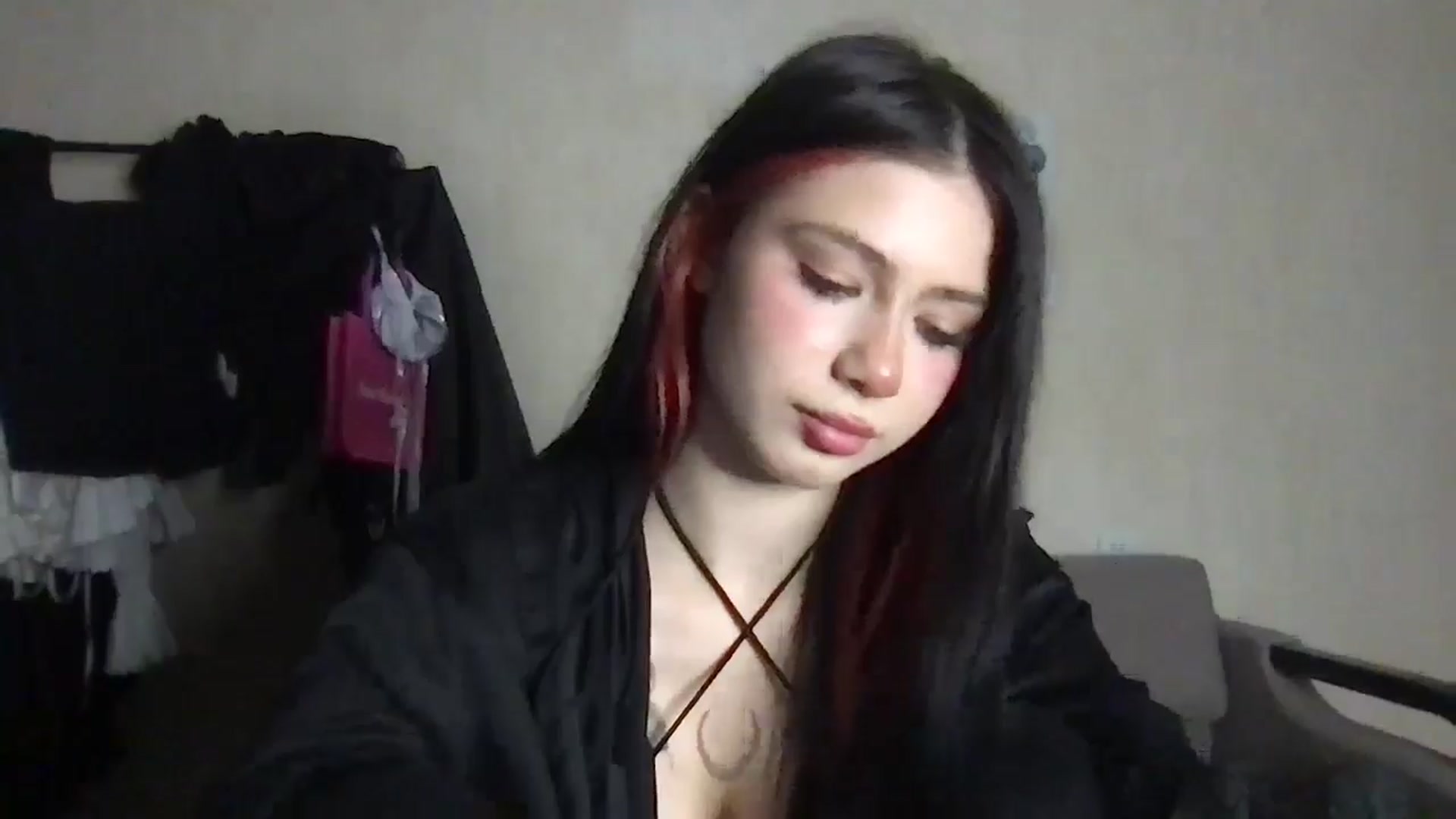 Gallery image thumbnail from MiliMilana's myfreecams stream on, 10/05/2025, 18:22 image 5 of 20