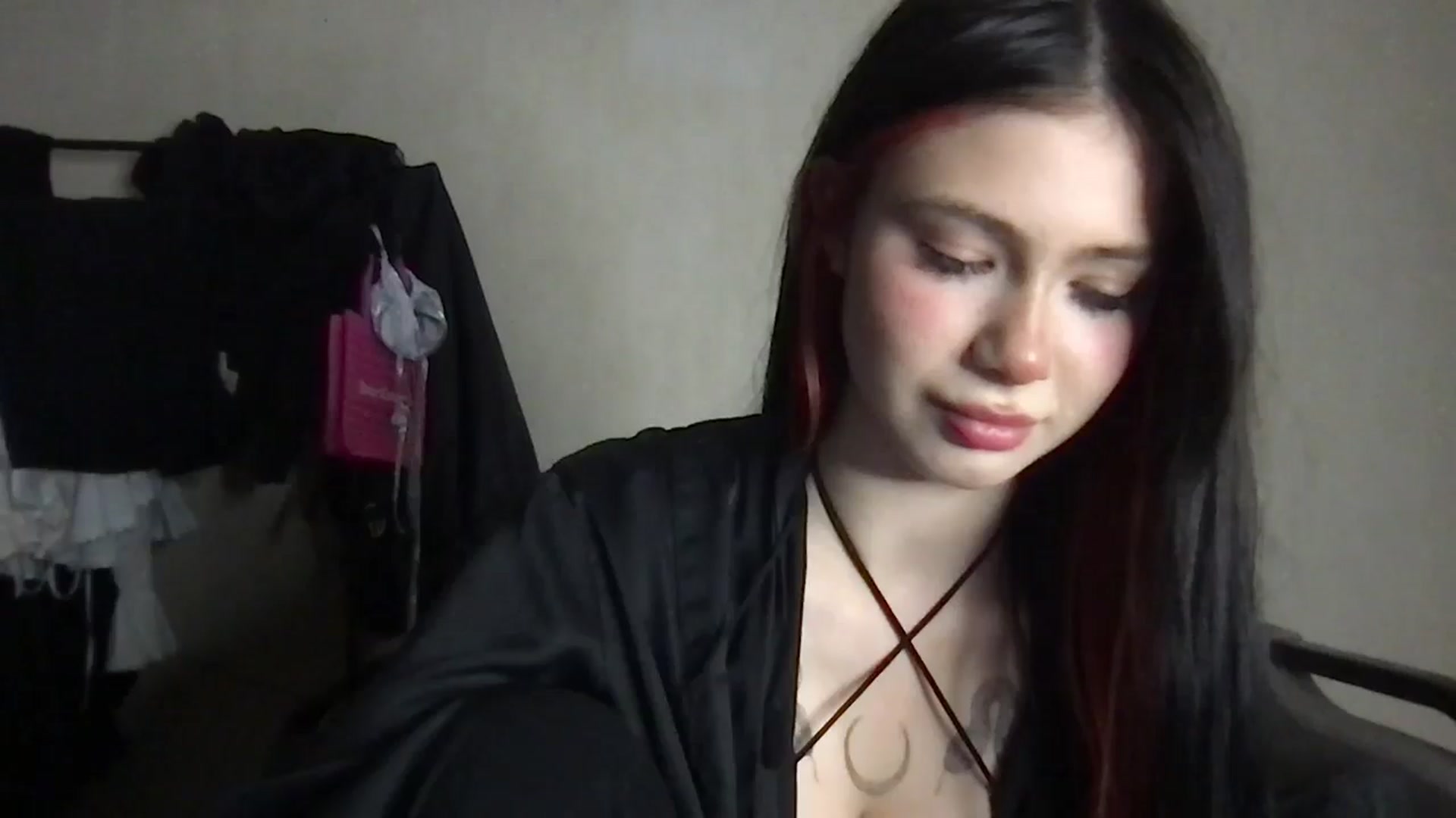 Gallery image thumbnail from MiliMilana's myfreecams stream on, 10/05/2025, 18:22 image 3 of 20