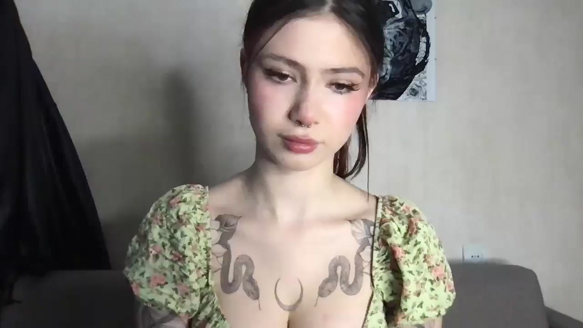 Gallery image thumbnail from MiliMilana's myfreecams stream on, 10/10/2025, 13:54 image 15 of 20