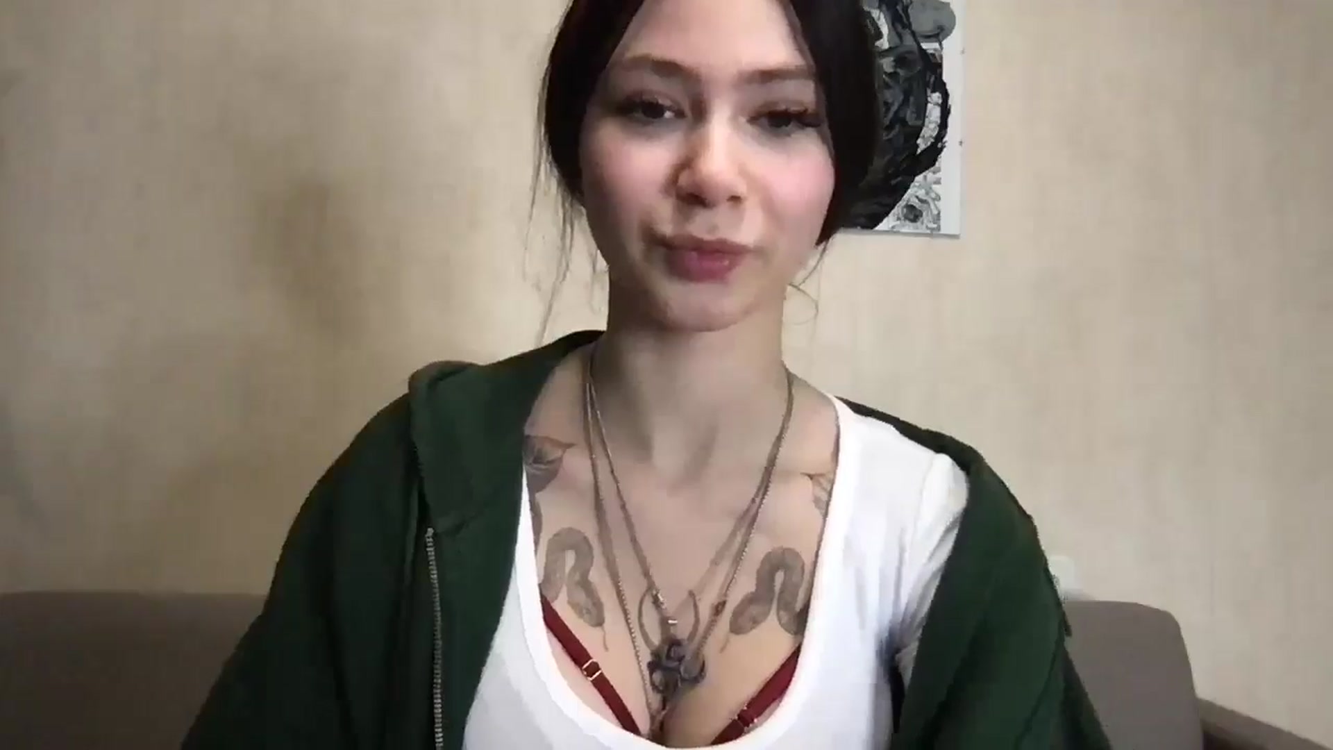 Gallery image thumbnail from MiliMilana's myfreecams stream on, 10/14/2025, 19:53 image 10 of 20