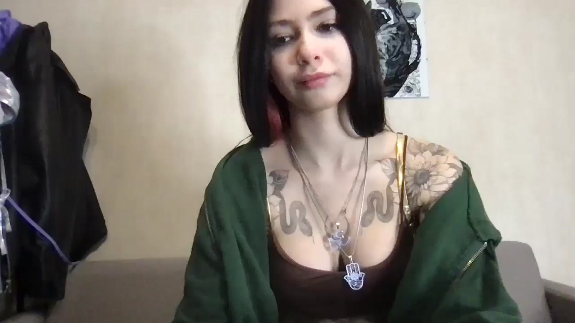 Gallery image thumbnail from MiliMilana's myfreecams stream on, 10/16/2025, 17:14 image 9 of 20