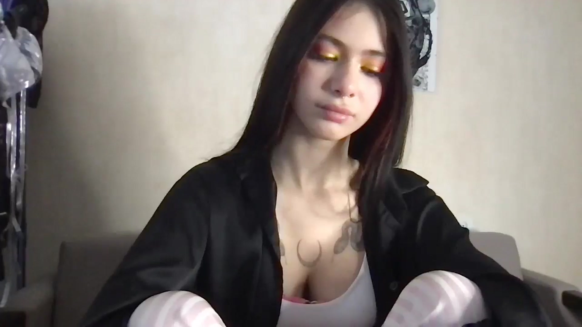 Gallery image thumbnail from MiliMilana's myfreecams stream on, 10/24/2025, 09:40 image 11 of 20