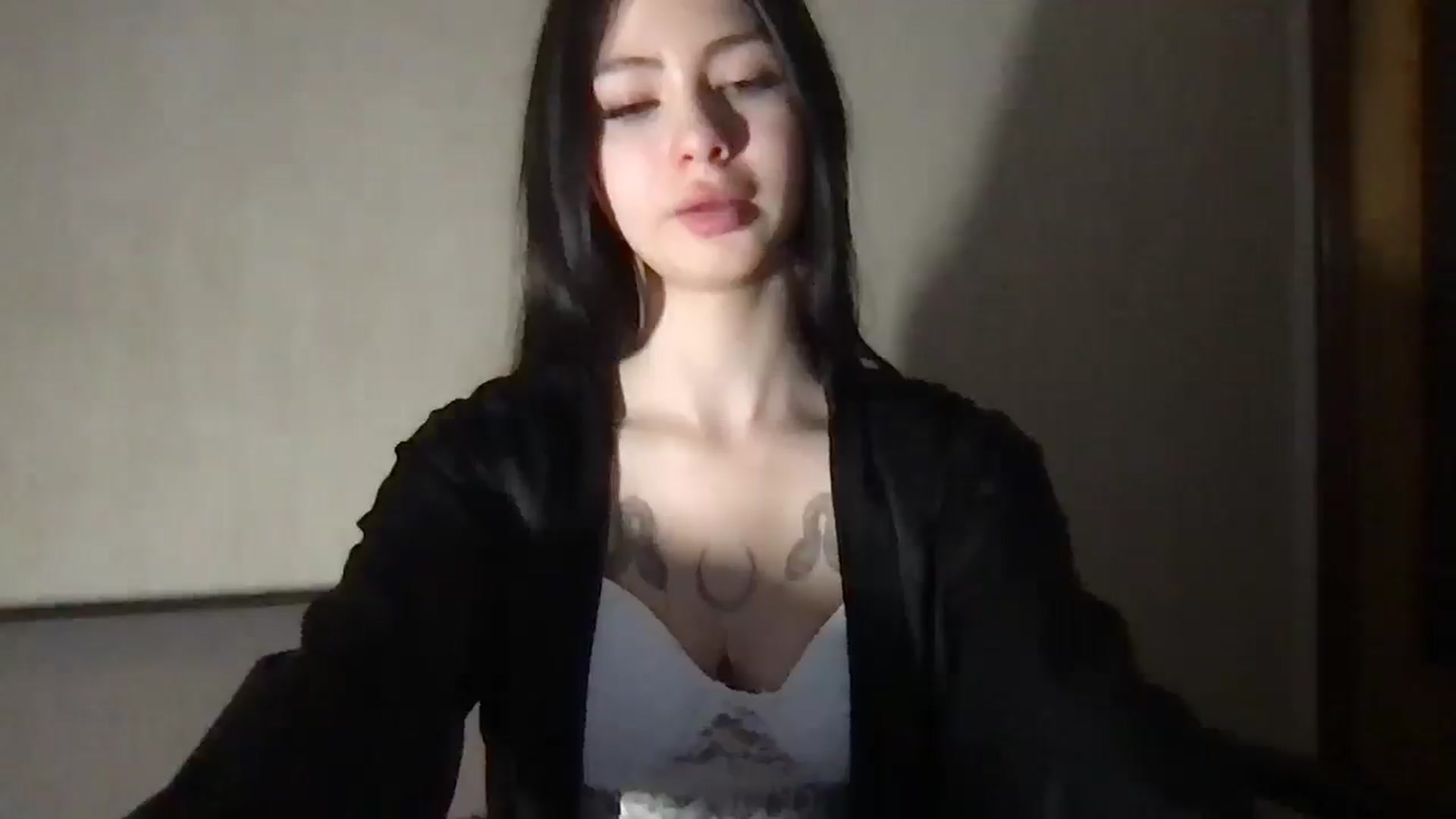 Gallery image thumbnail from MiliMilana's myfreecams stream on, 11/09/2025, 12:08 image 15 of 20