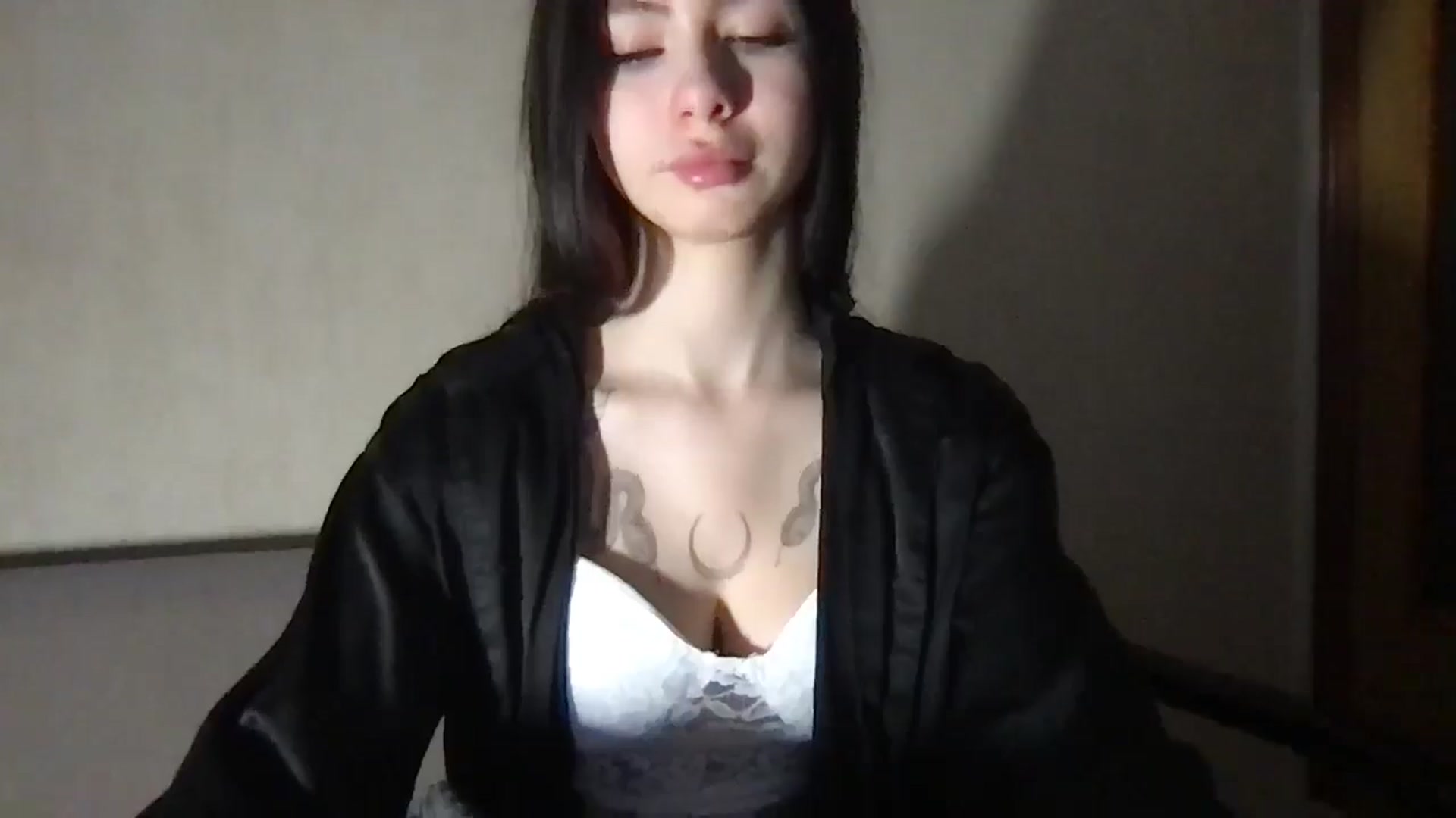 Gallery image thumbnail from MiliMilana's myfreecams stream on, 11/09/2025, 12:08 image 16 of 20
