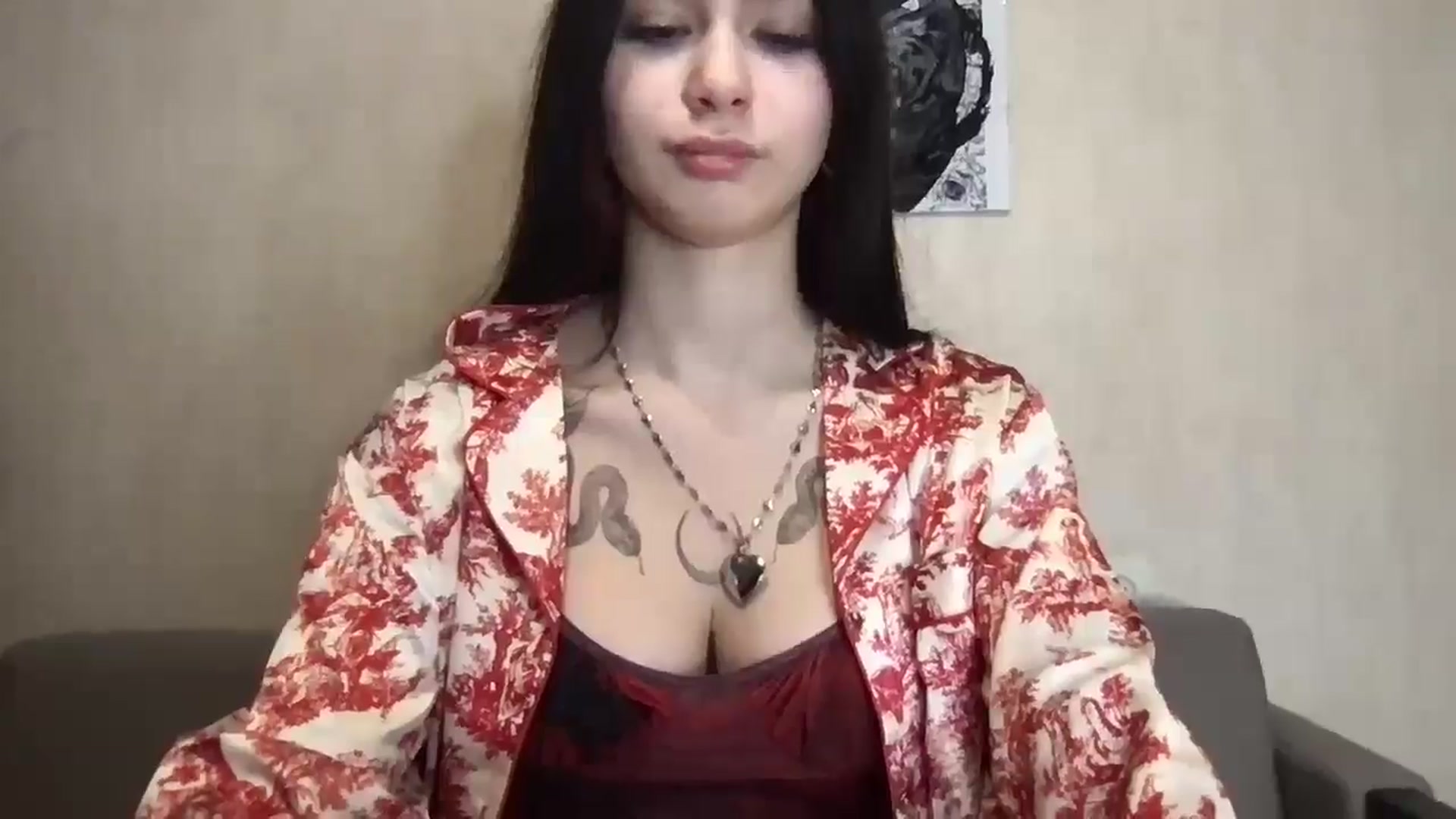 Gallery image thumbnail from MiliMilana's myfreecams stream on, 11/12/2025, 19:00 image 6 of 20