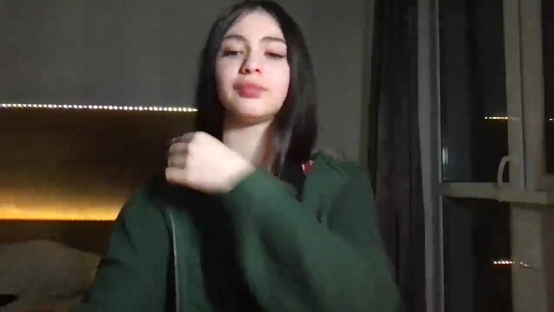 Gallery image thumbnail from MiliMilana's myfreecams stream on, 12/02/2025, 20:45 image 12 of 20
