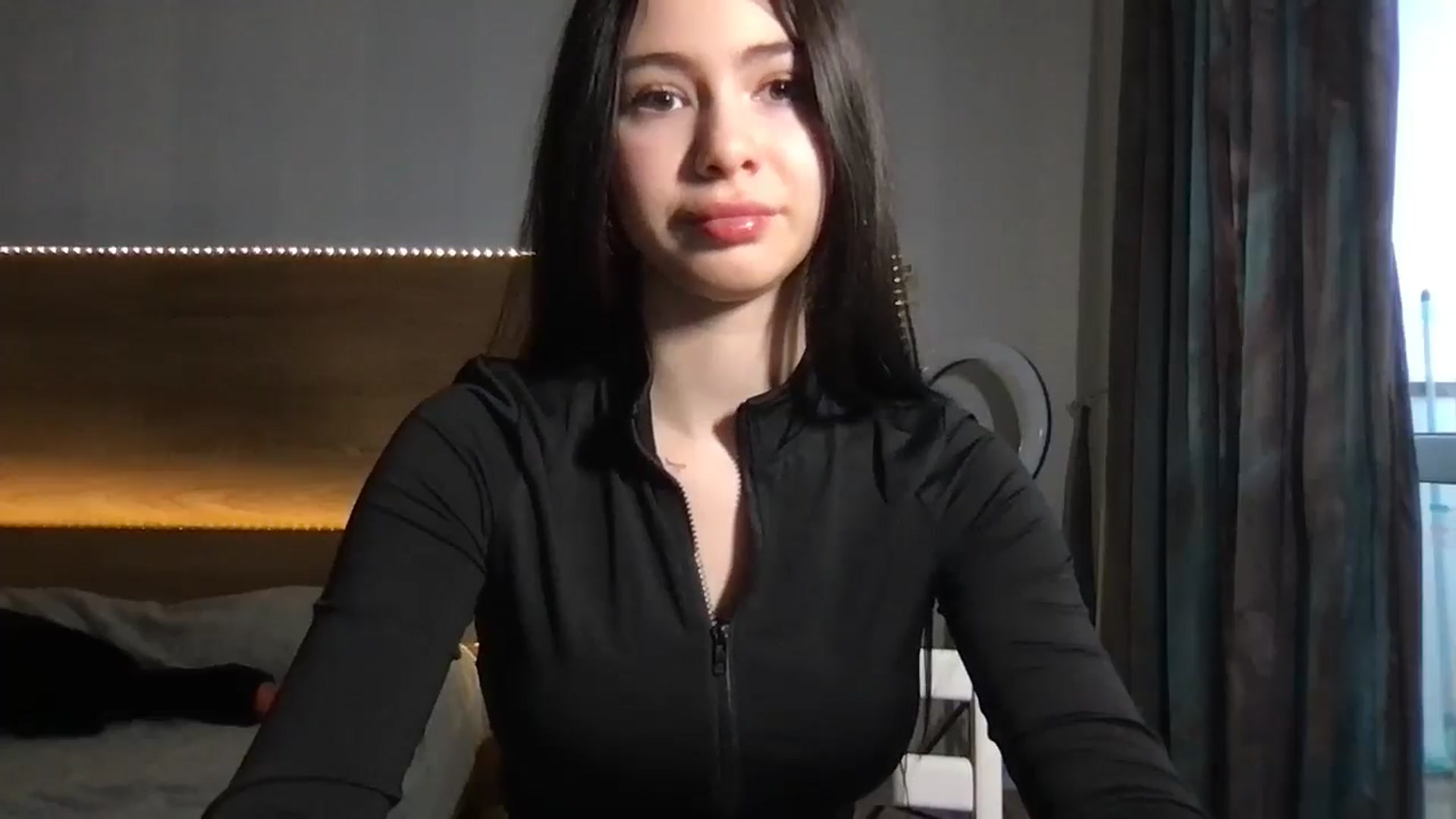 Gallery image thumbnail from MiliMilana's myfreecams stream on, 12/04/2025, 11:31 image 16 of 20