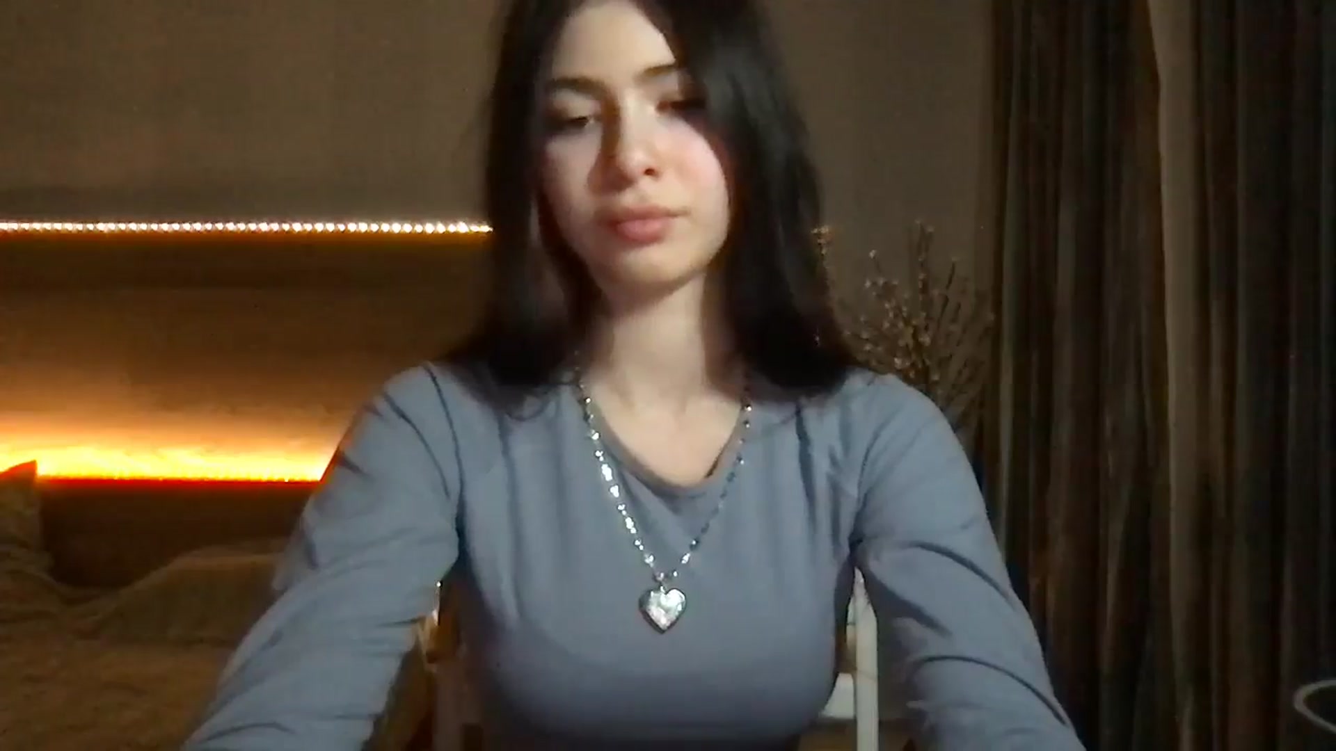 Gallery image thumbnail from MiliMilana's myfreecams stream on, 12/10/2025, 22:12 image 3 of 20