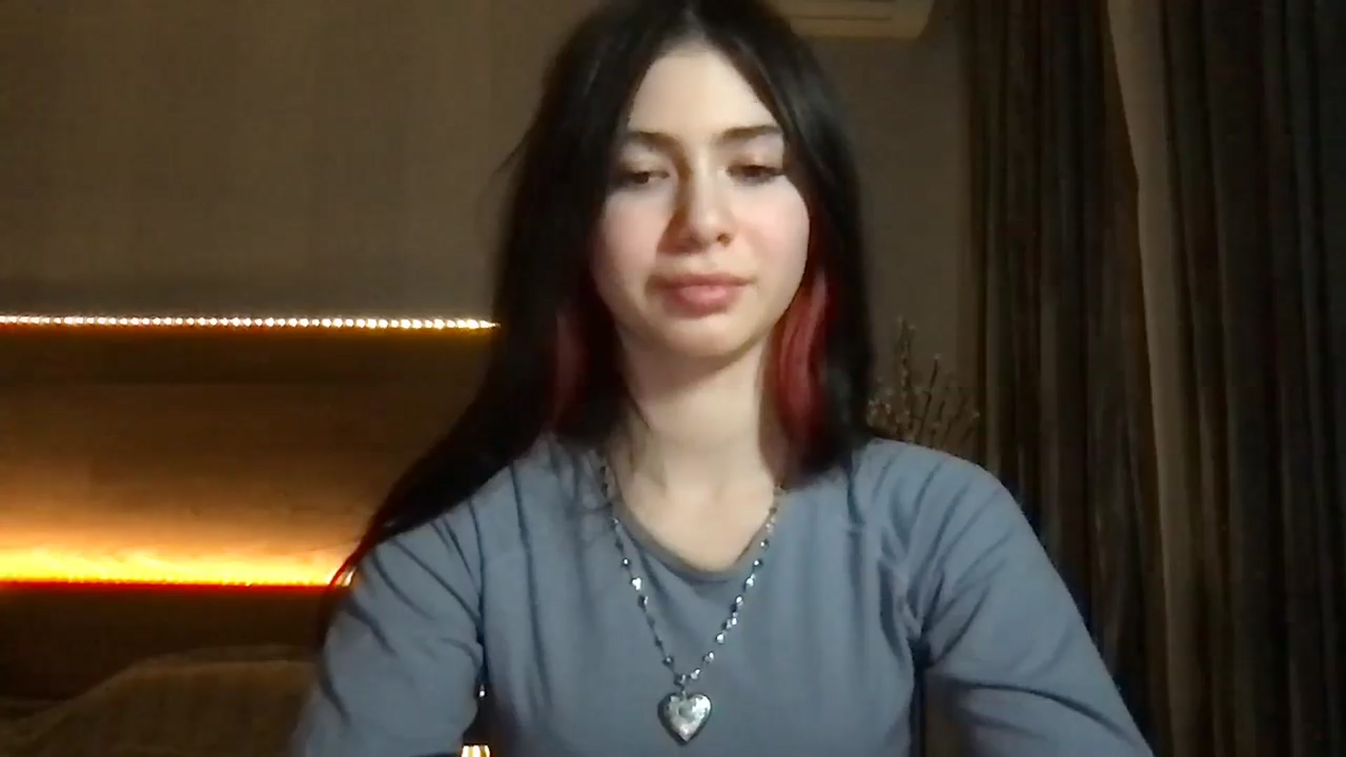Gallery image thumbnail from MiliMilana's myfreecams stream on, 12/10/2025, 22:12 image 18 of 20