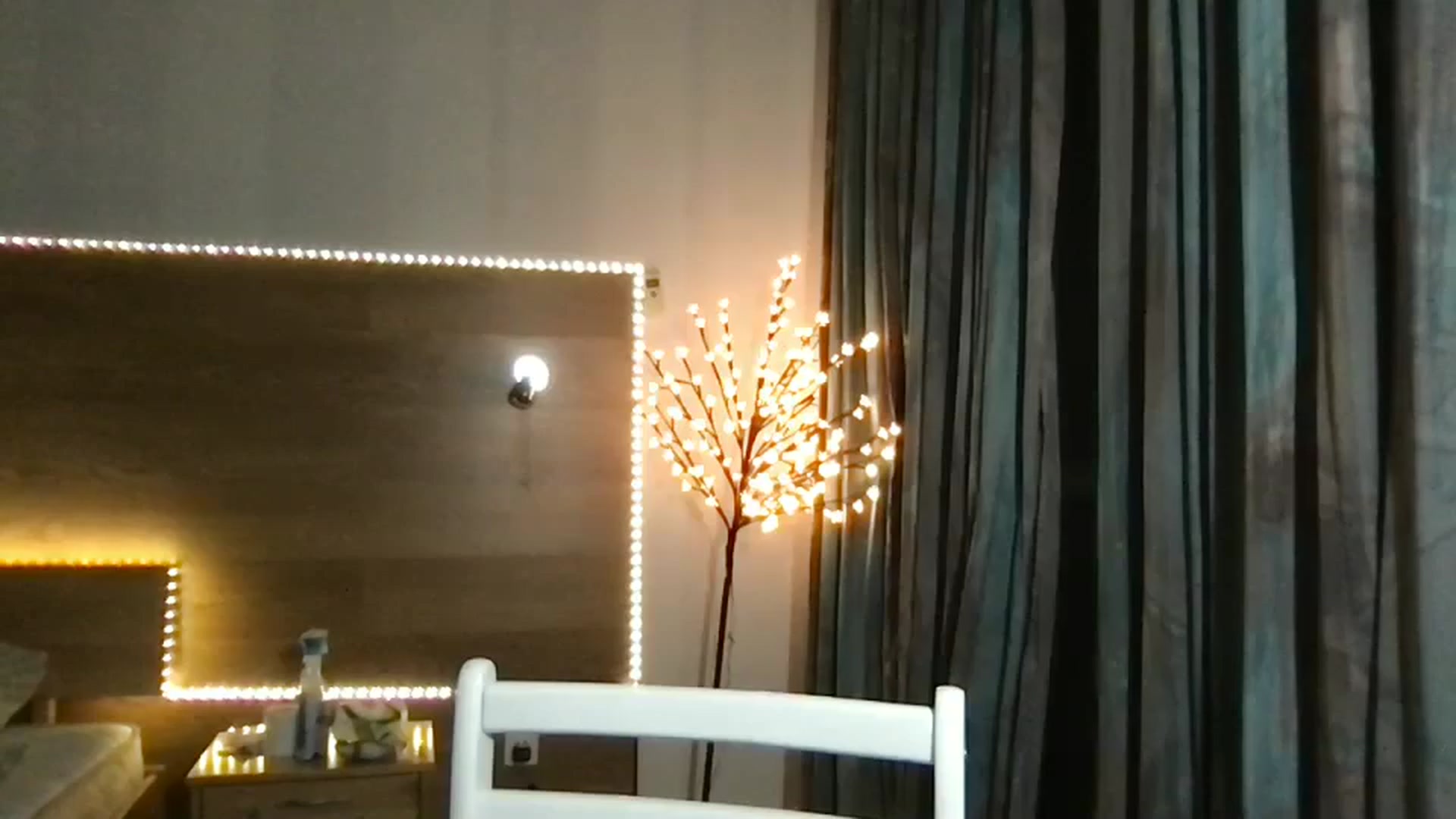 Gallery image thumbnail from MiliMilana's myfreecams stream on, 12/21/2025, 20:54 image 18 of 20
