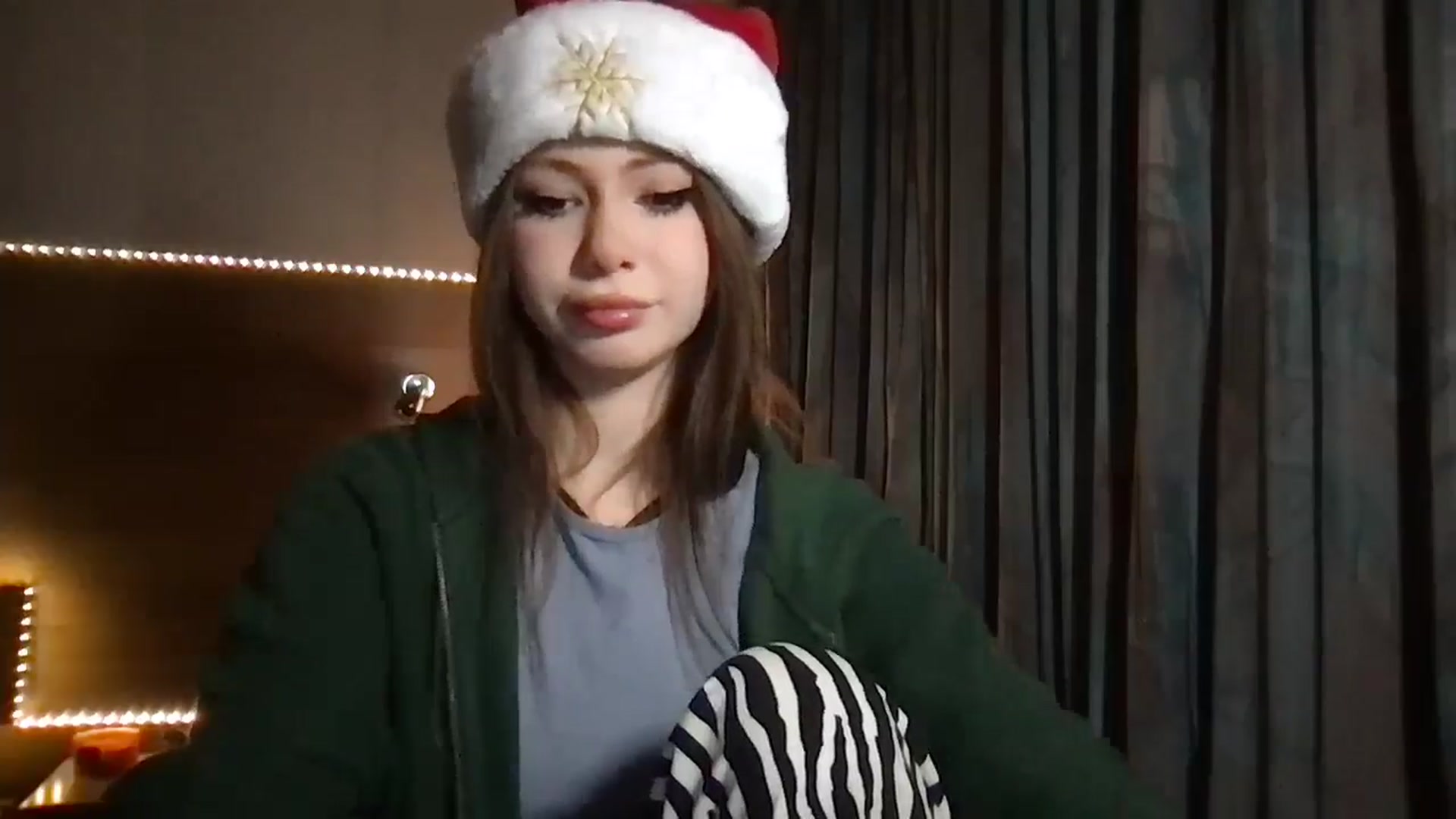 Gallery image thumbnail from MiliMilana's myfreecams stream on, 12/24/2025, 15:47 image 17 of 20