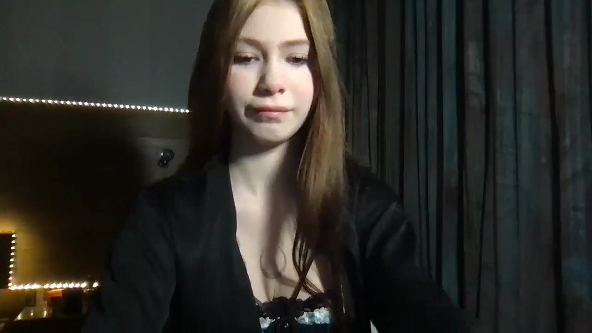 Gallery image thumbnail from MiliMilana's myfreecams stream on, 01/05/2026, 17:38 image 5 of 20