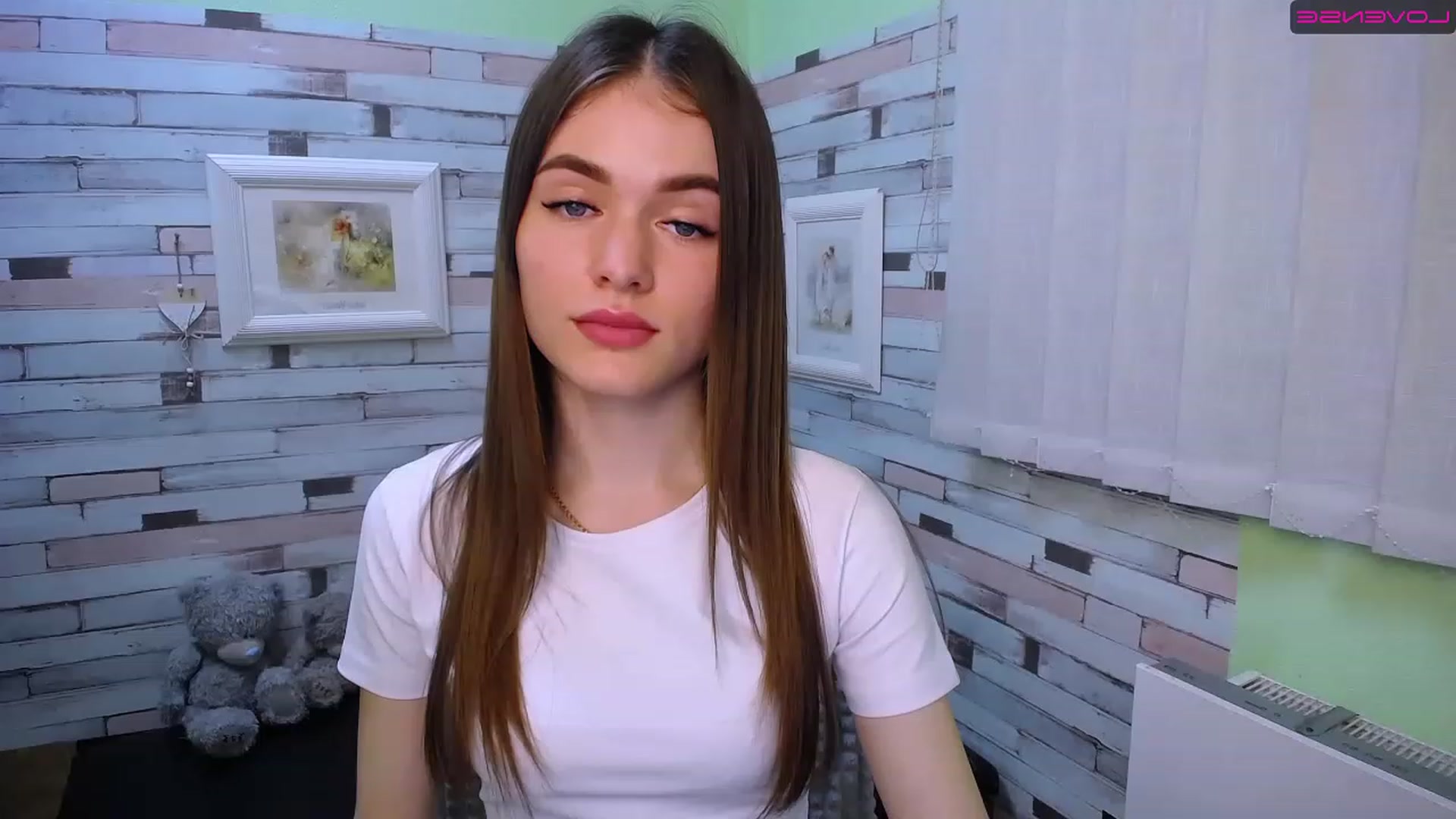 Gallery image thumbnail from Mili_Meow's myfreecams stream on, 03/26/2023, 17:40 image 5 of 20