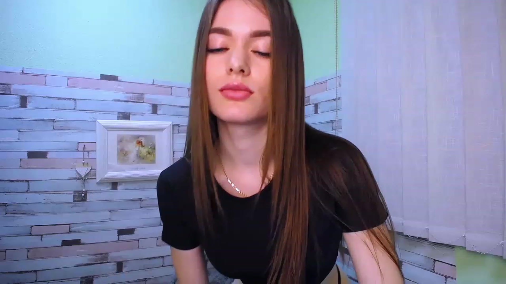 Gallery image thumbnail from Mili_Meow's myfreecams stream on, 03/29/2023, 14:04 image 17 of 20