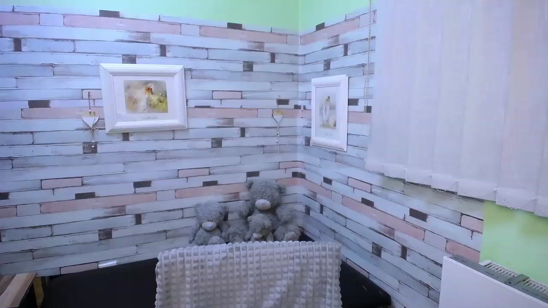 Gallery image thumbnail from Mili_Meow's myfreecams stream on, 03/29/2023, 16:59 image 20 of 20