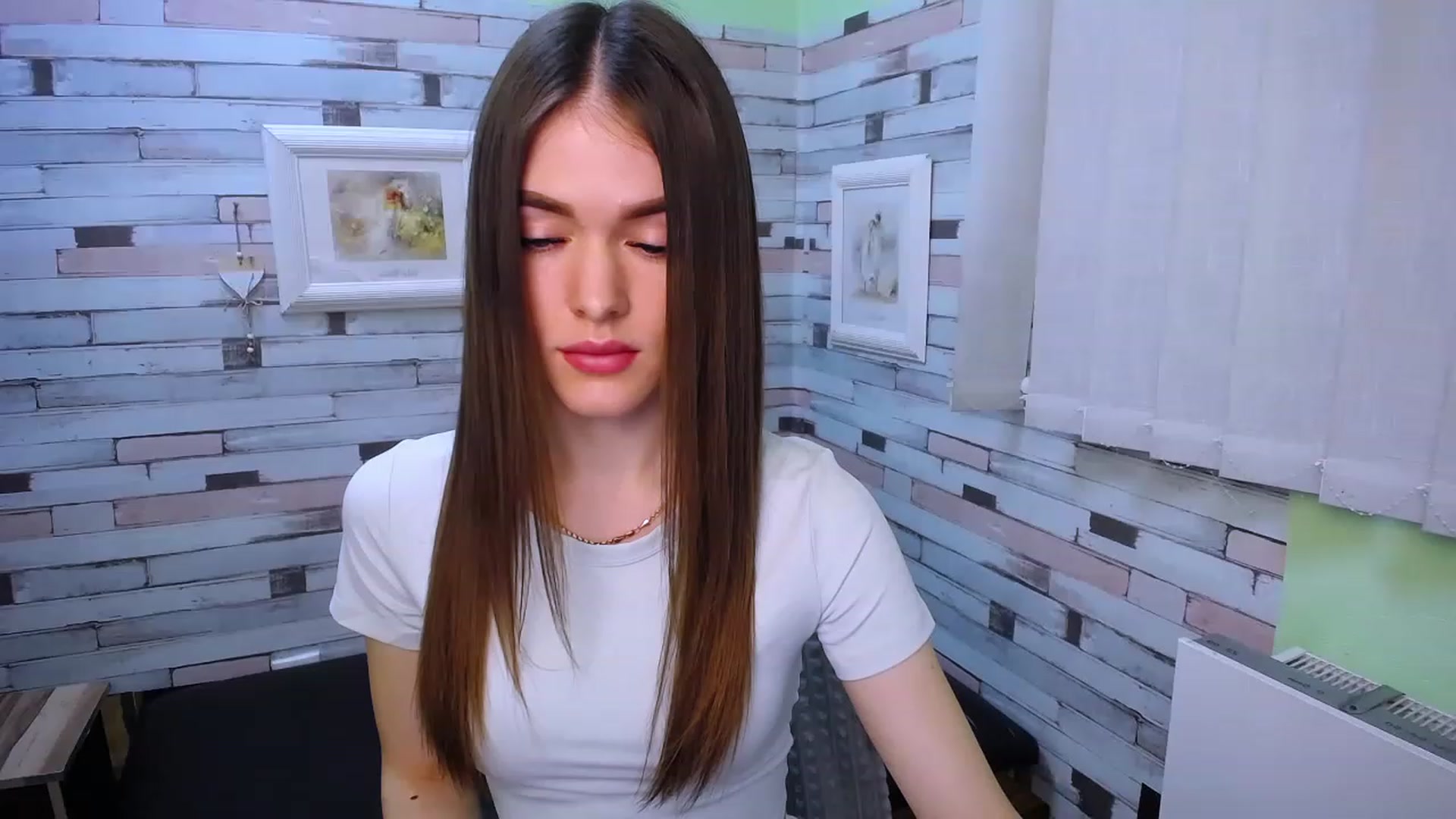 Gallery image thumbnail from Mili_Meow's myfreecams stream on, 03/31/2023, 08:50 image 18 of 20