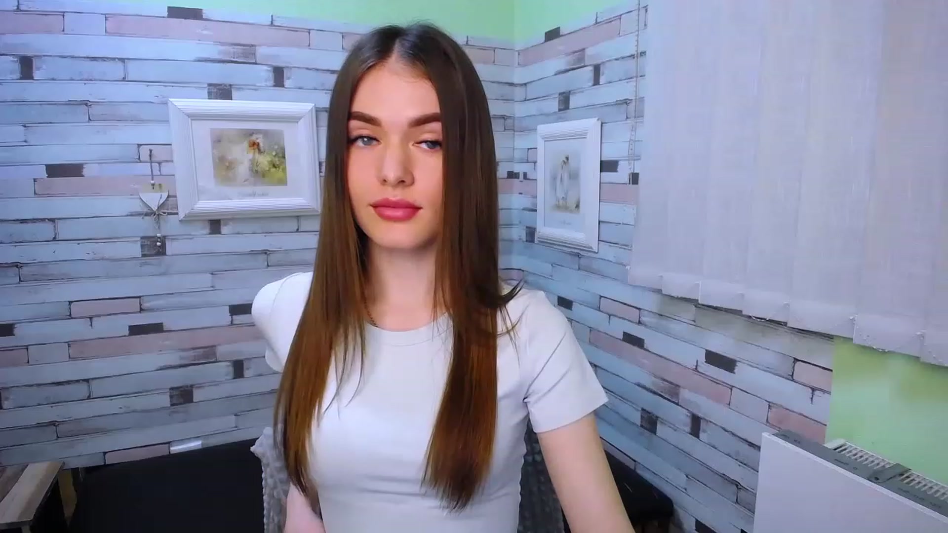 Gallery image thumbnail from Mili_Meow's myfreecams stream on, 03/31/2023, 11:32 image 13 of 20