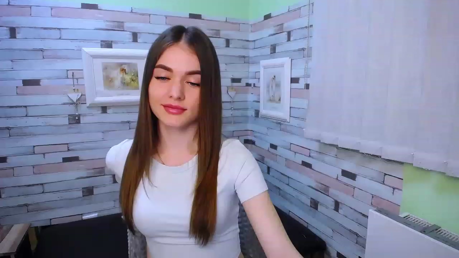 Gallery image thumbnail from Mili_Meow's myfreecams stream on, 03/31/2023, 11:32 image 9 of 20