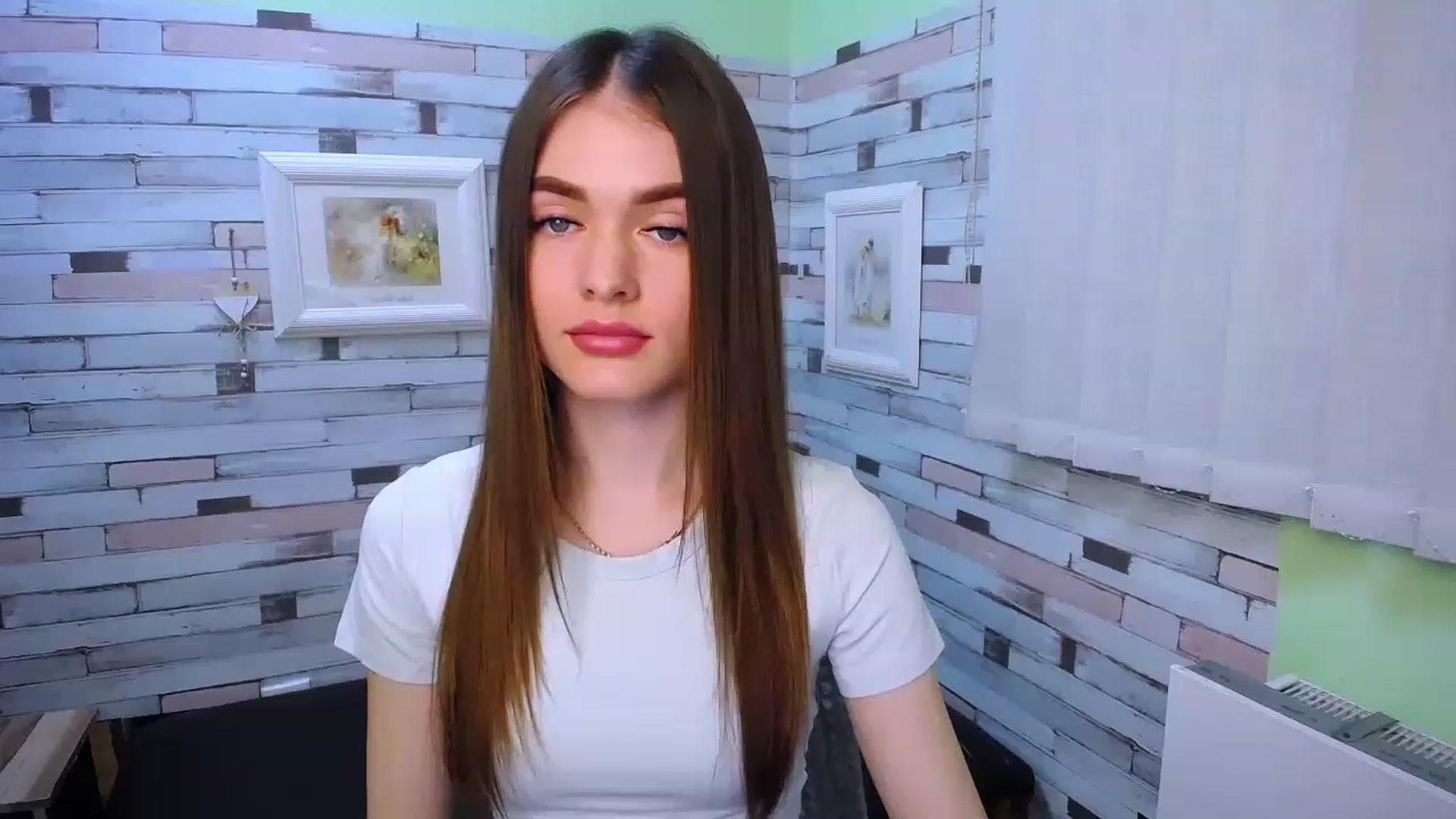 Gallery image thumbnail from Mili_Meow's myfreecams stream on, 03/31/2023, 11:32 image 19 of 20