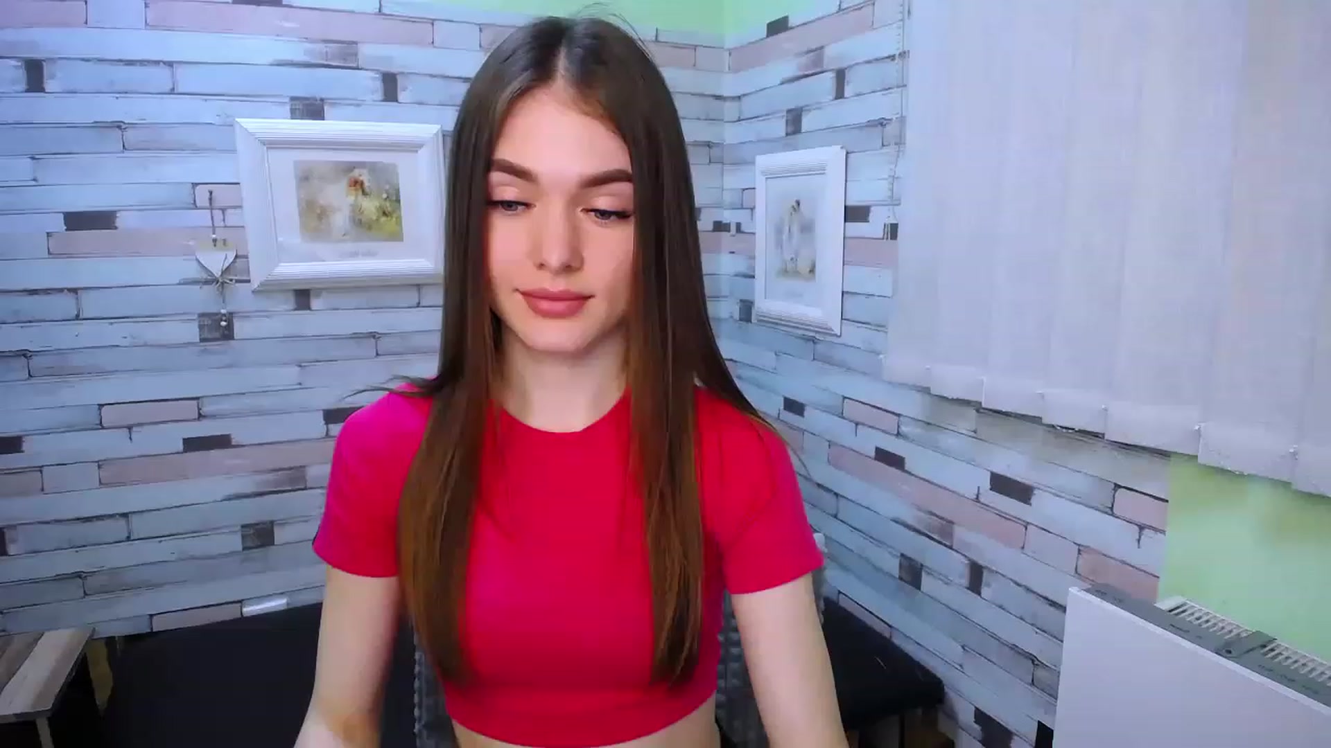 Gallery image thumbnail from Mili_Meow's myfreecams stream on, 04/02/2023, 13:32 image 14 of 20