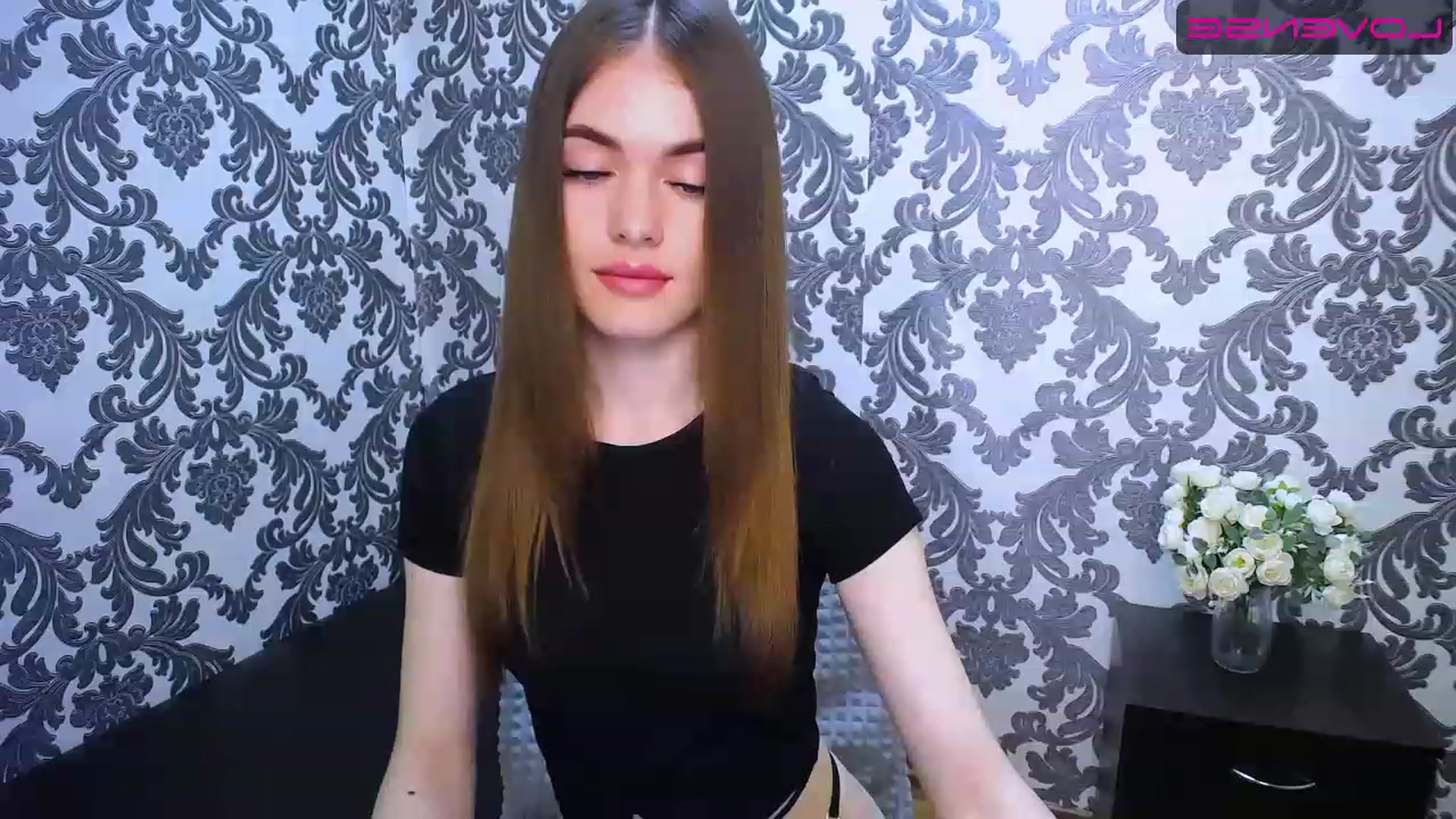 Gallery image thumbnail from Mili_Meow's myfreecams stream on, 05/03/2023, 10:19 image 17 of 20