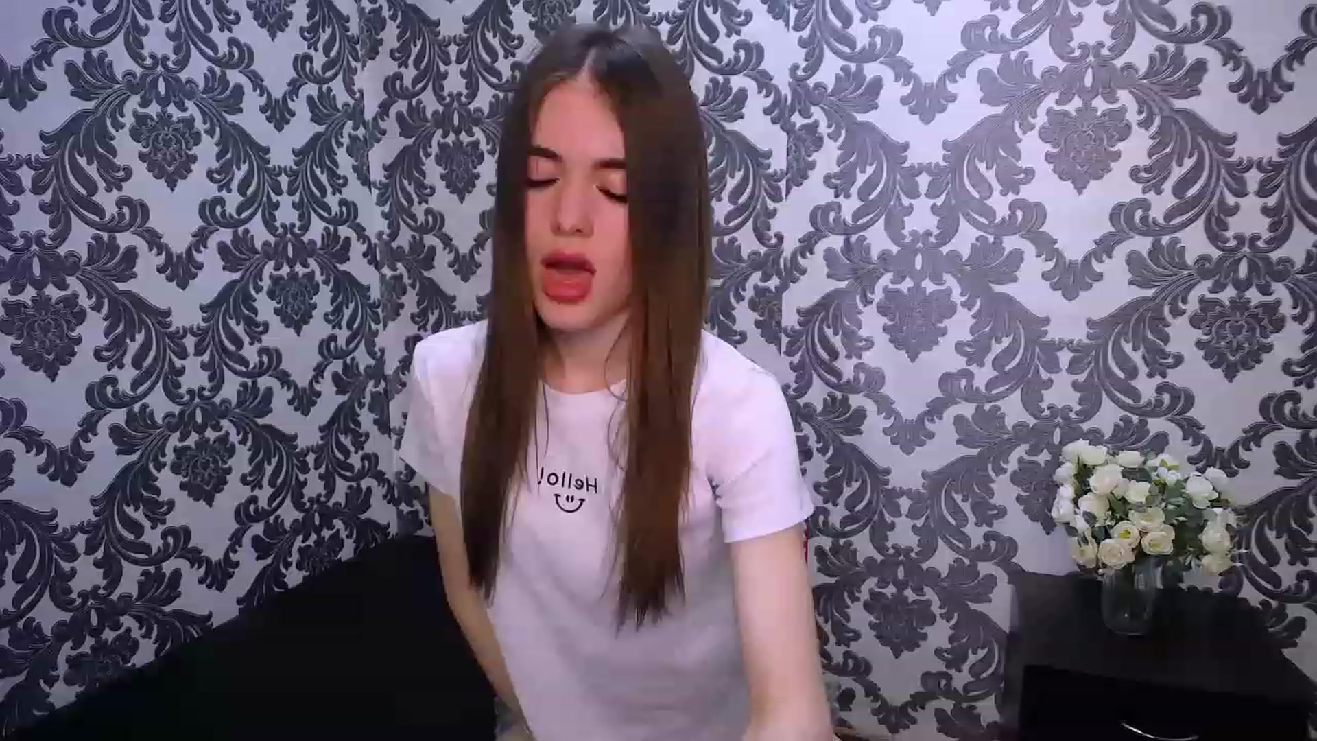 Gallery image thumbnail from Mili_Meow's myfreecams stream on, 05/09/2023, 12:49 image 12 of 20