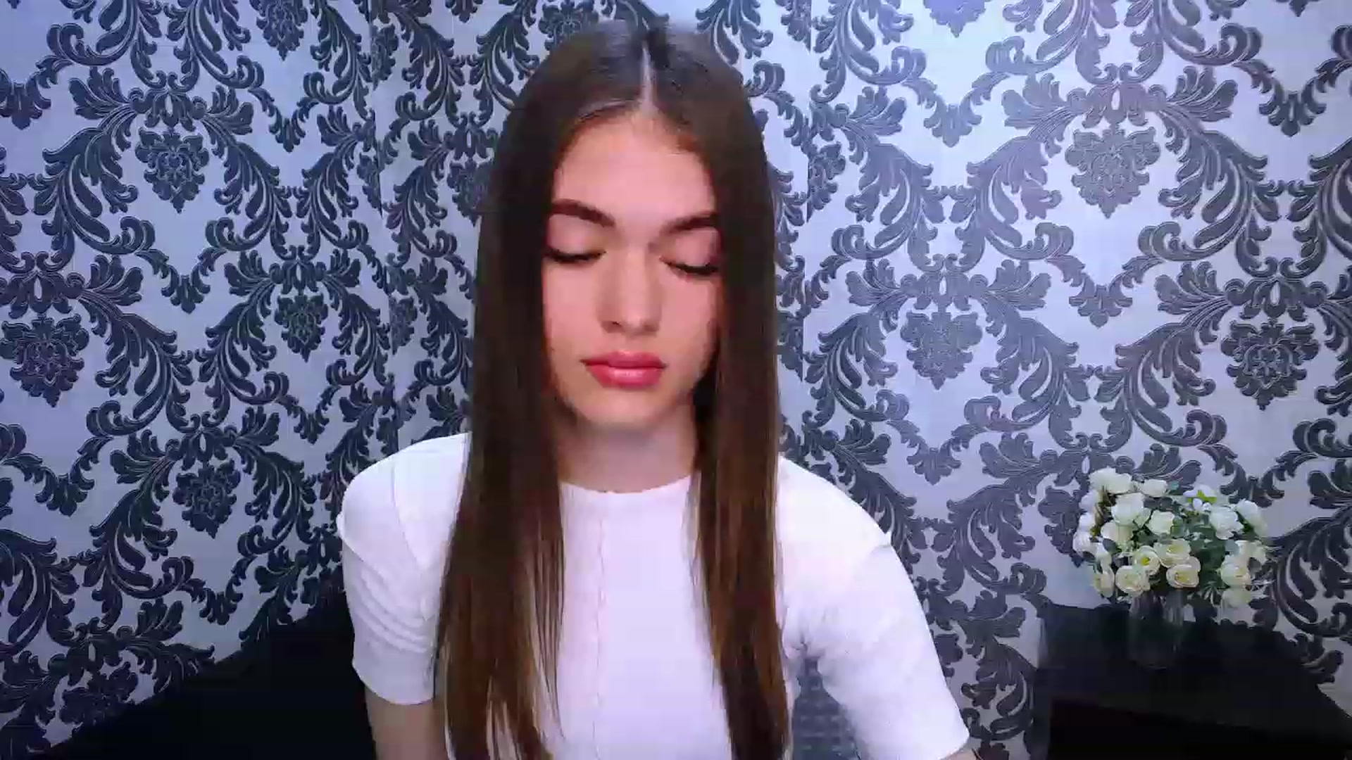 Gallery image thumbnail from Mili_Meow's myfreecams stream on, 05/14/2023, 15:04 image 16 of 20