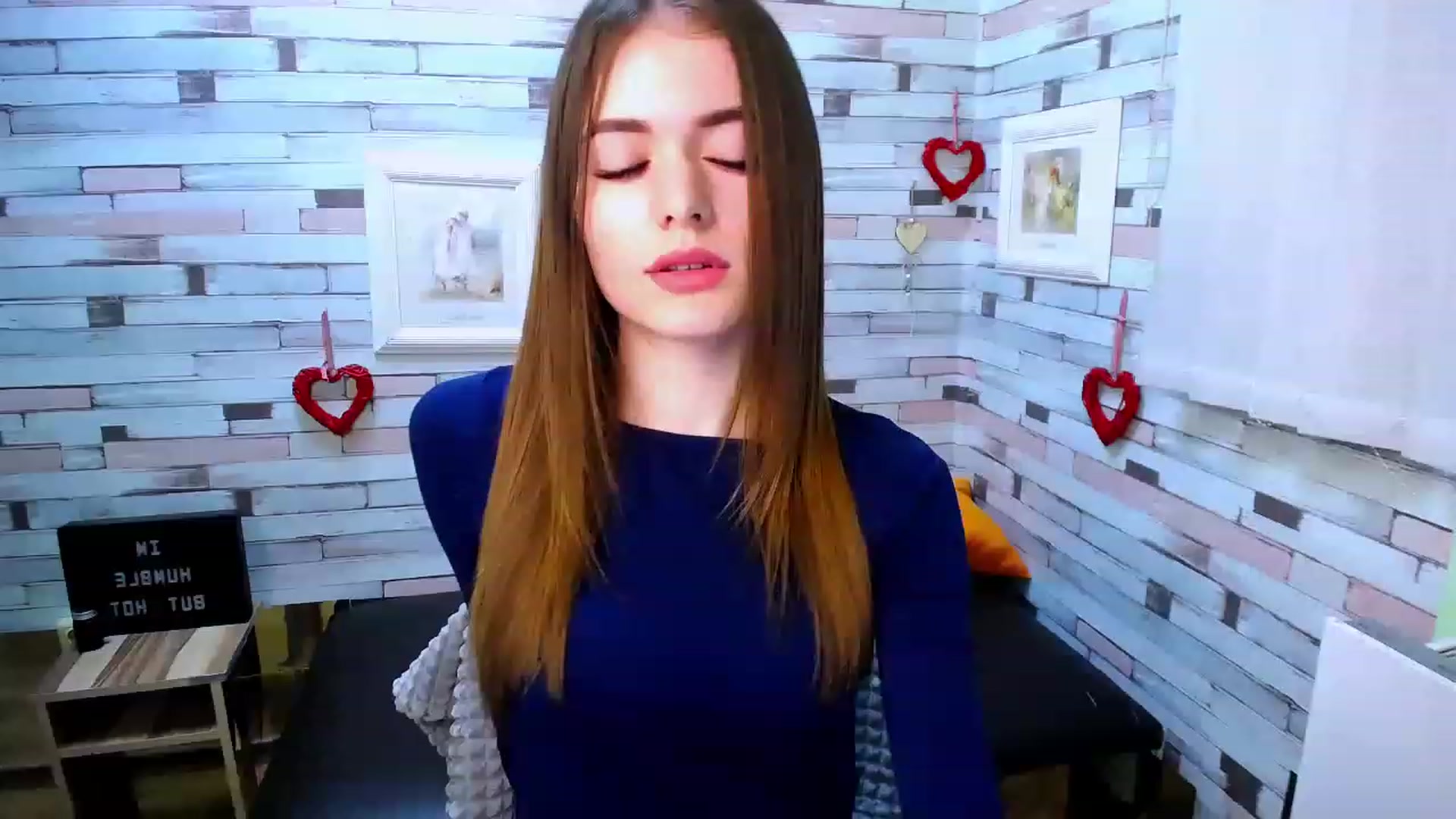 Gallery image thumbnail from Mili_Sky_'s myfreecams stream on, 11/14/2022, 16:48 image 15 of 20