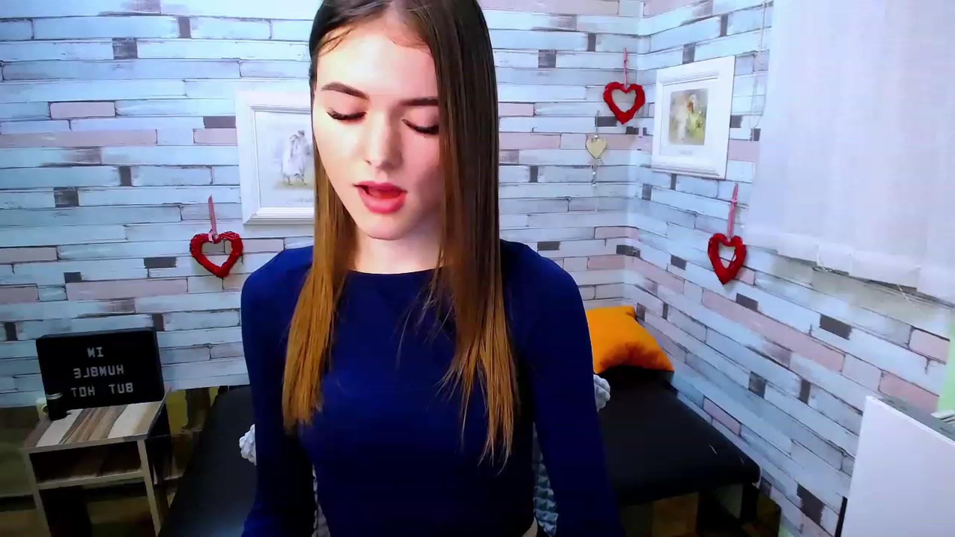 Gallery image thumbnail from Mili_Sky_'s myfreecams stream on, 11/14/2022, 17:24 image 2 of 20