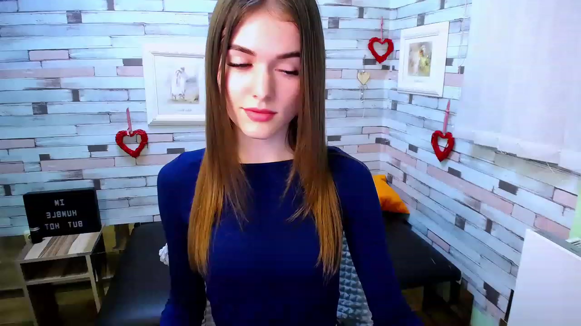 Gallery image thumbnail from Mili_Sky_'s myfreecams stream on, 11/14/2022, 17:24 image 19 of 20