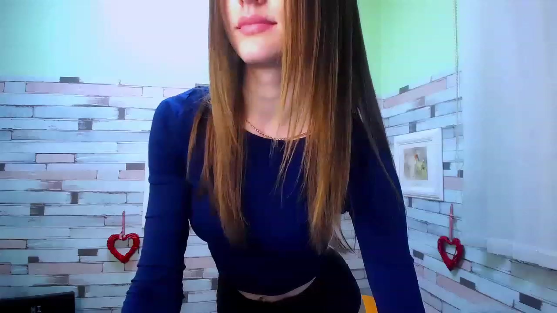 Gallery image thumbnail from Mili_Sky_'s myfreecams stream on, 11/18/2022, 09:31 image 5 of 20