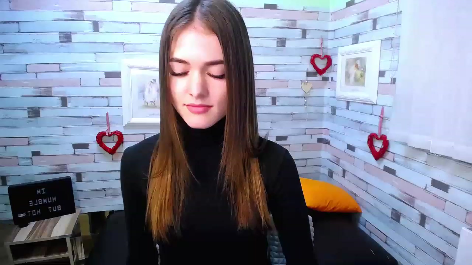 Gallery image thumbnail from Mili_Sky_'s myfreecams stream on, 11/18/2022, 14:32 image 2 of 20