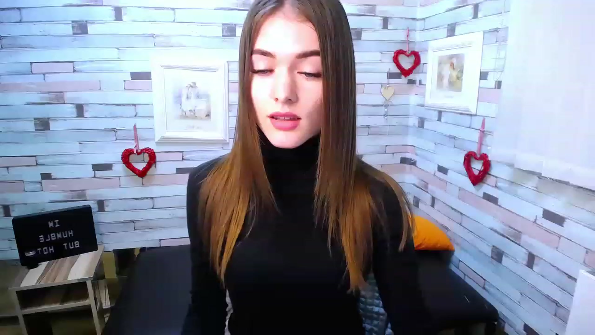 Gallery image thumbnail from Mili_Sky_'s myfreecams stream on, 11/18/2022, 14:32 image 4 of 20