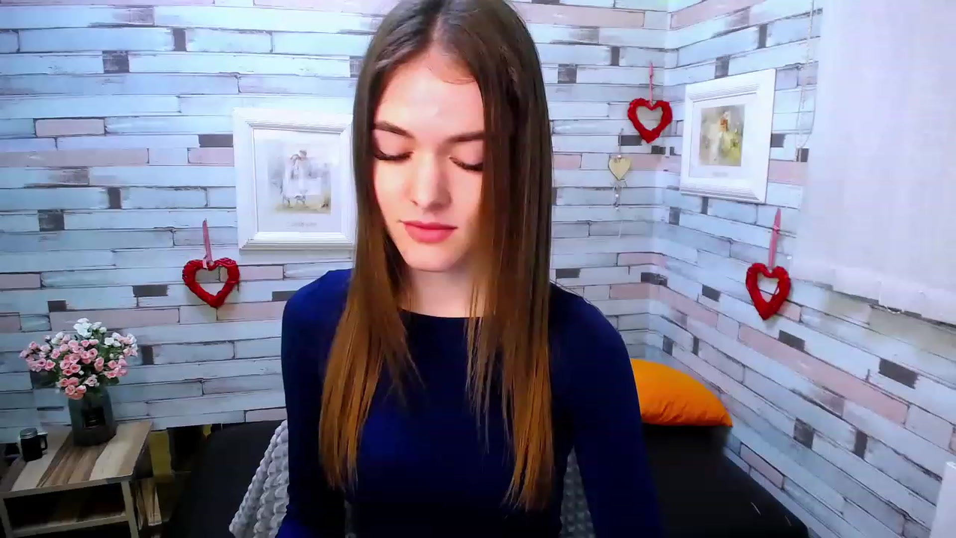 Gallery image thumbnail from Mili_Sky_'s myfreecams stream on, 11/25/2022, 11:38 image 11 of 20