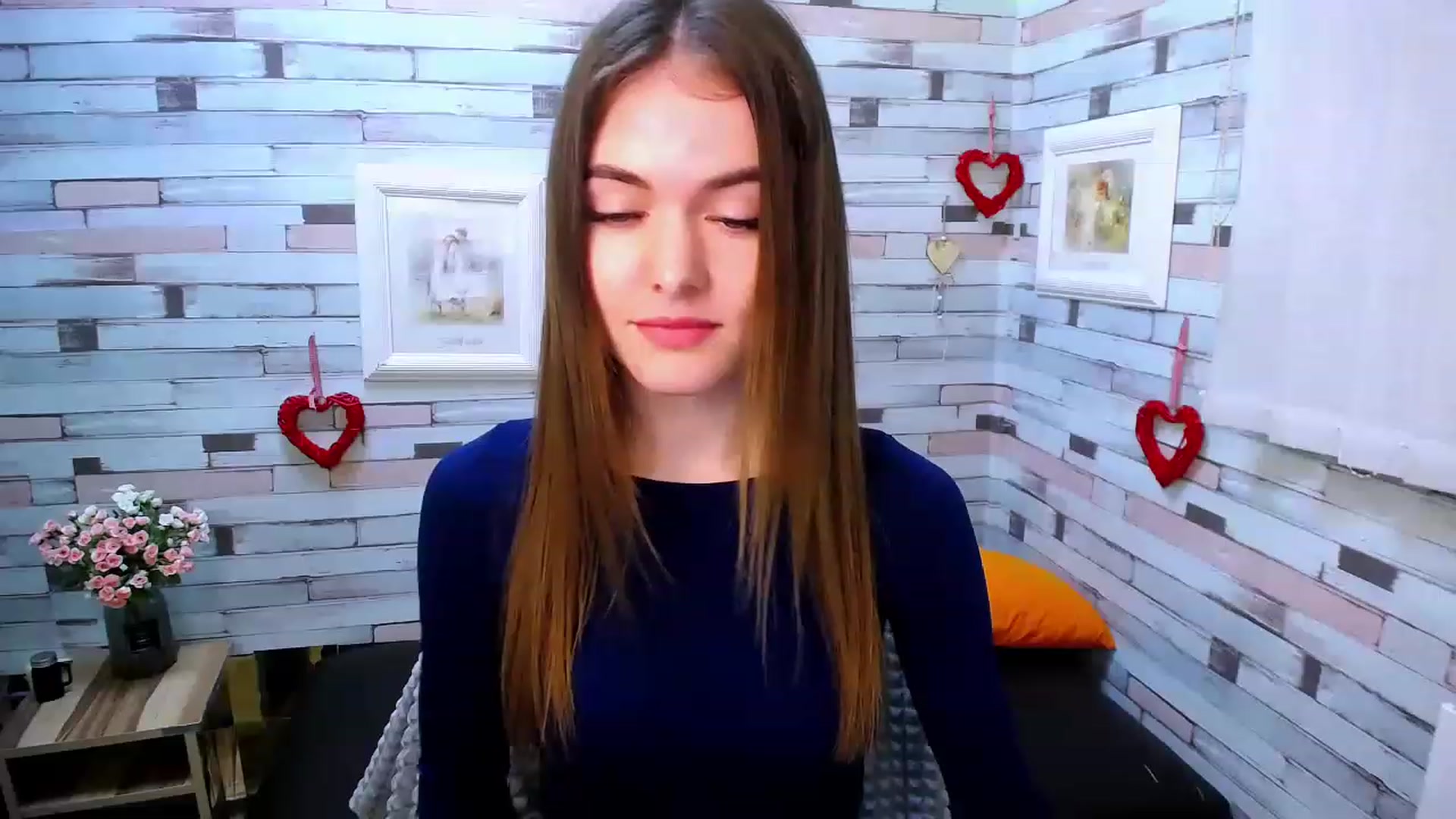 Gallery image thumbnail from Mili_Sky_'s myfreecams stream on, 11/25/2022, 11:38 image 16 of 20