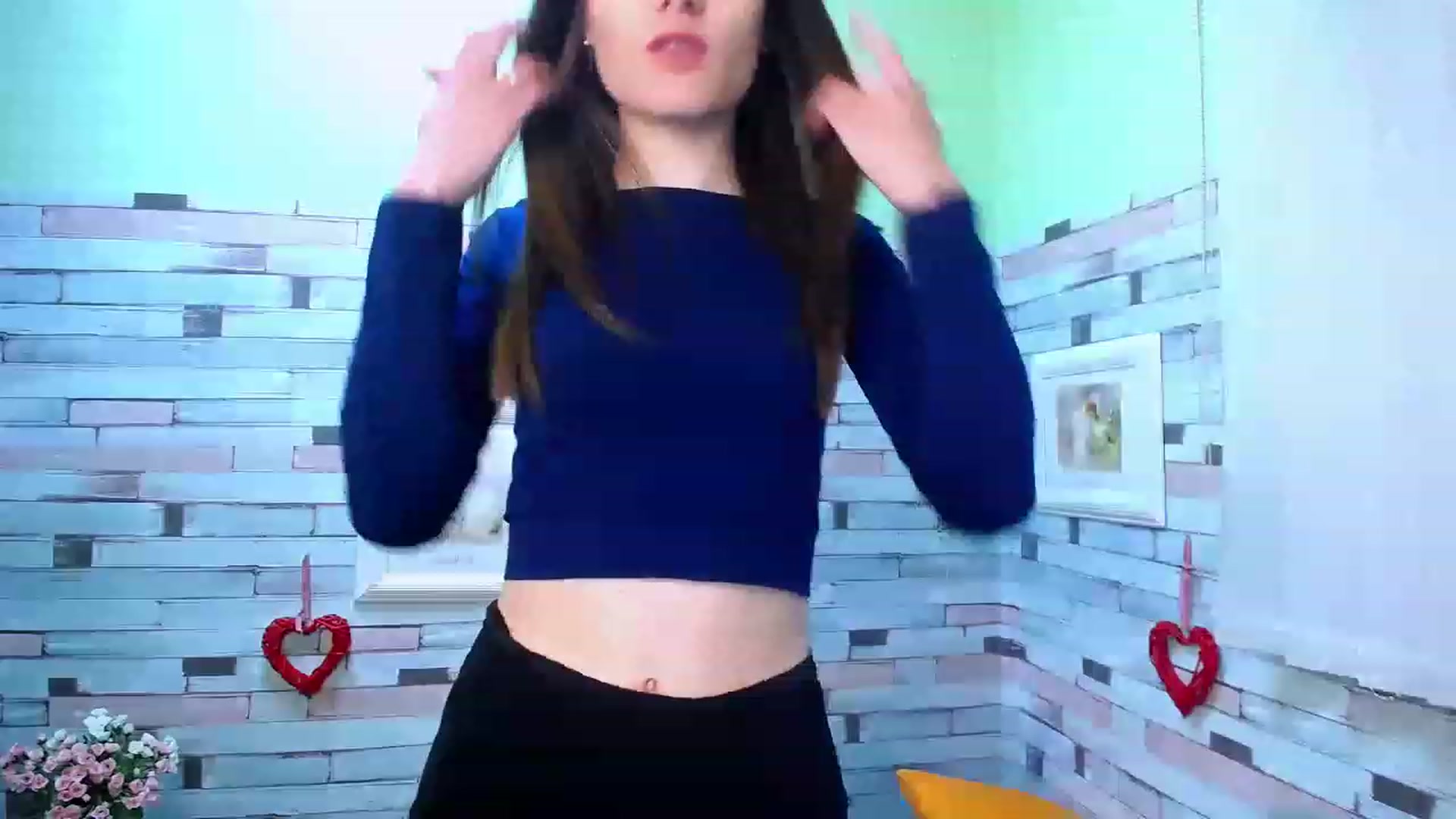 Gallery image thumbnail from Mili_Sky_'s myfreecams stream on, 11/25/2022, 11:38 image 8 of 20