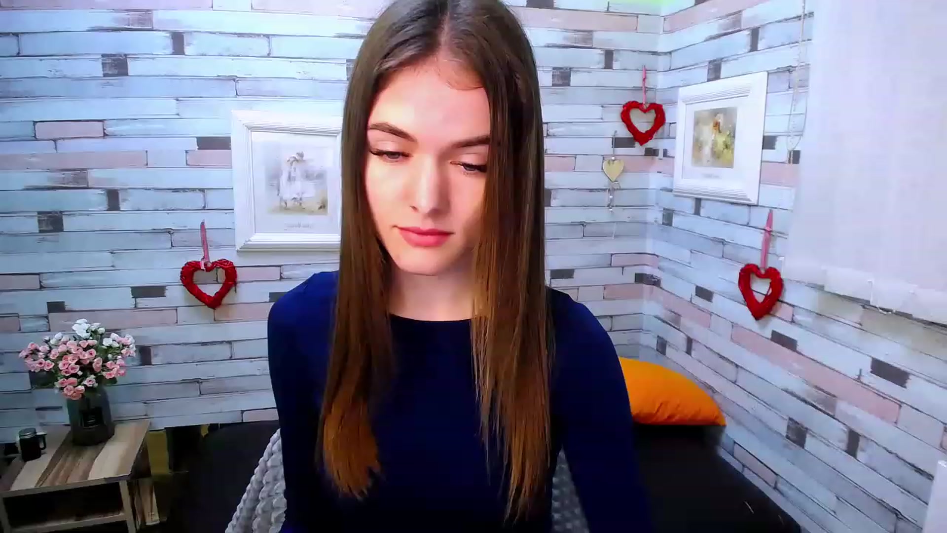 Gallery image thumbnail from Mili_Sky_'s myfreecams stream on, 11/25/2022, 12:42 image 1 of 20